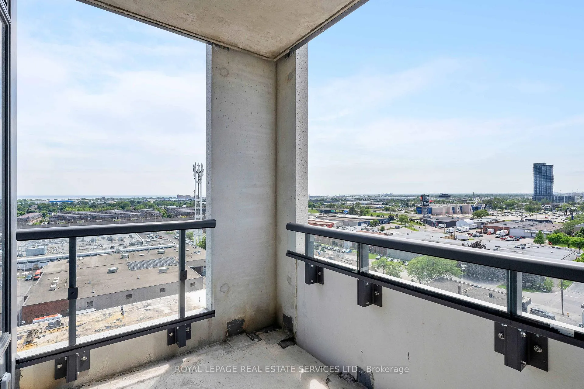 Photo 32 of Unit 803, 859 The Queensway, Etobicoke, Stonegate-Queensway — HOMEH
