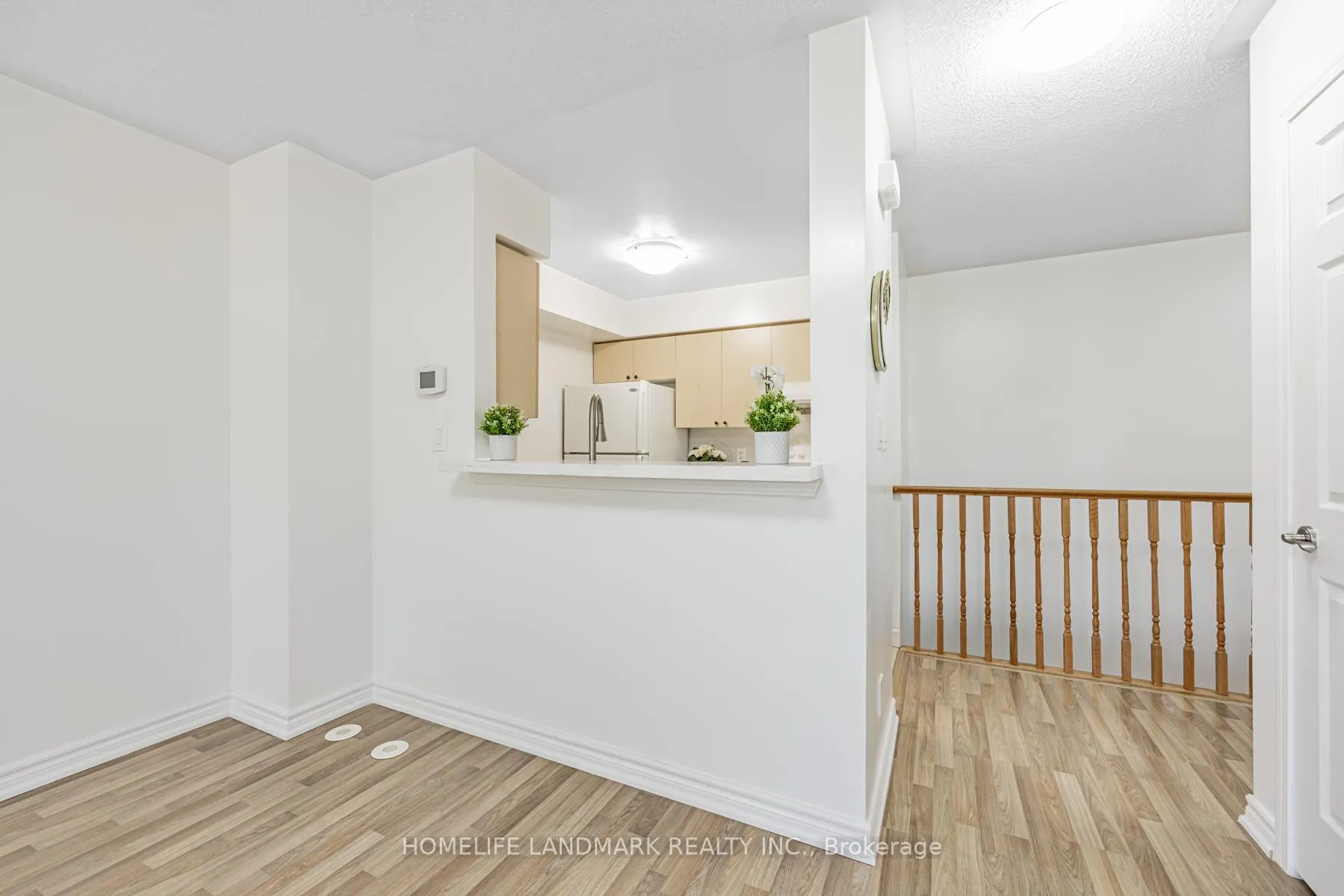 Photo 10 of 85 Sunrise Drive, Markham, Milliken Mills East — HOMEH