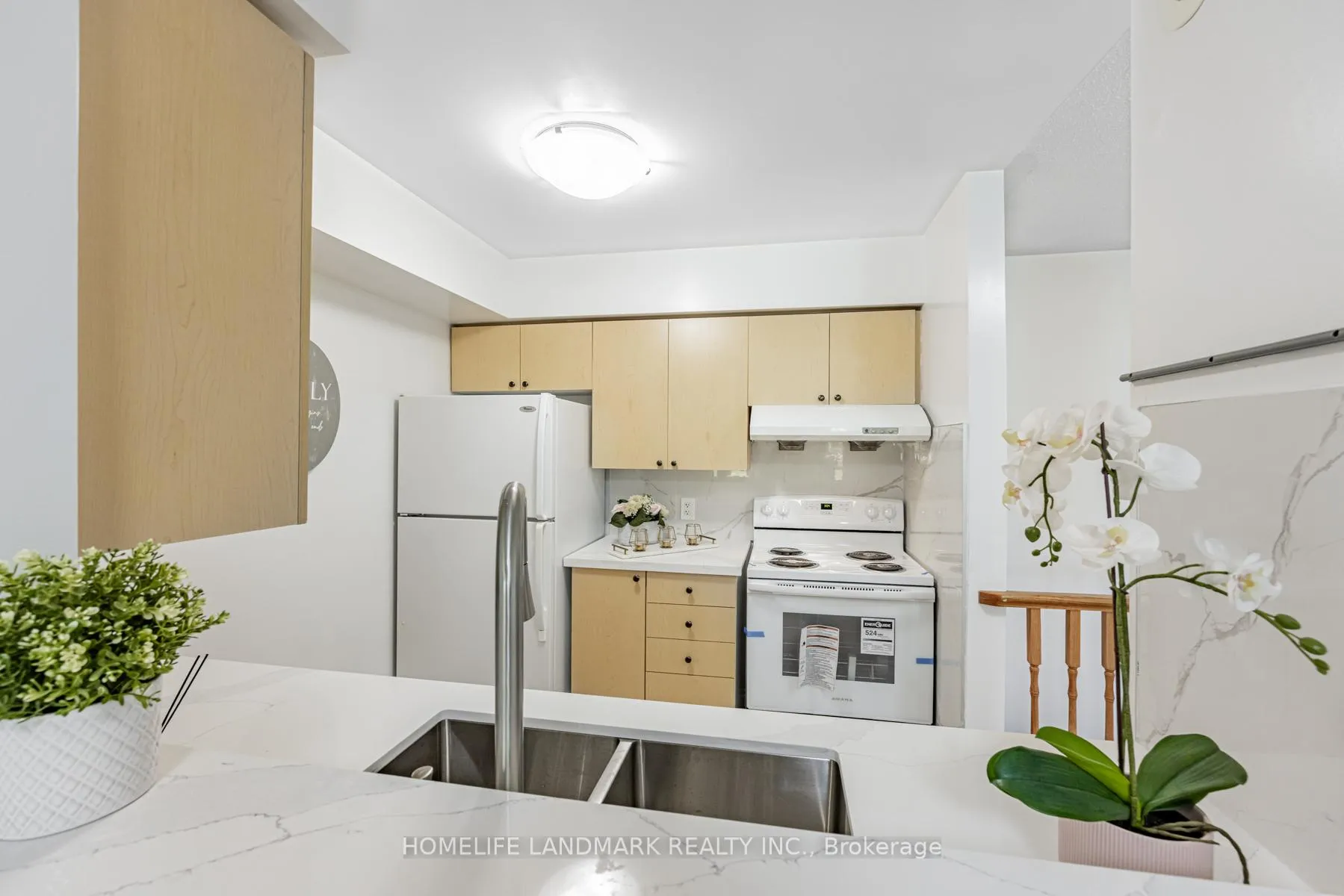 Photo 13 of 85 Sunrise Drive, Markham, Milliken Mills East — HOMEH
