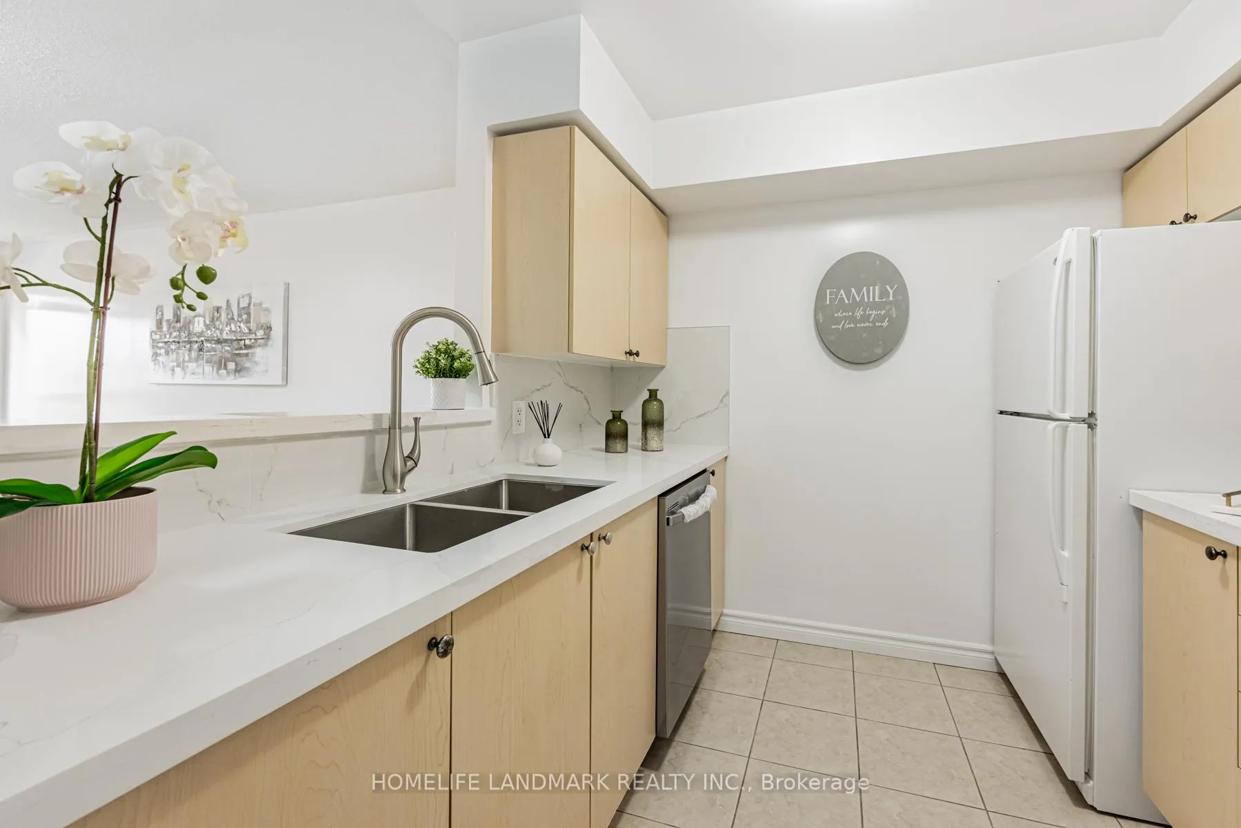 Photo 15 of 85 Sunrise Drive, Markham, Milliken Mills East — HOMEH