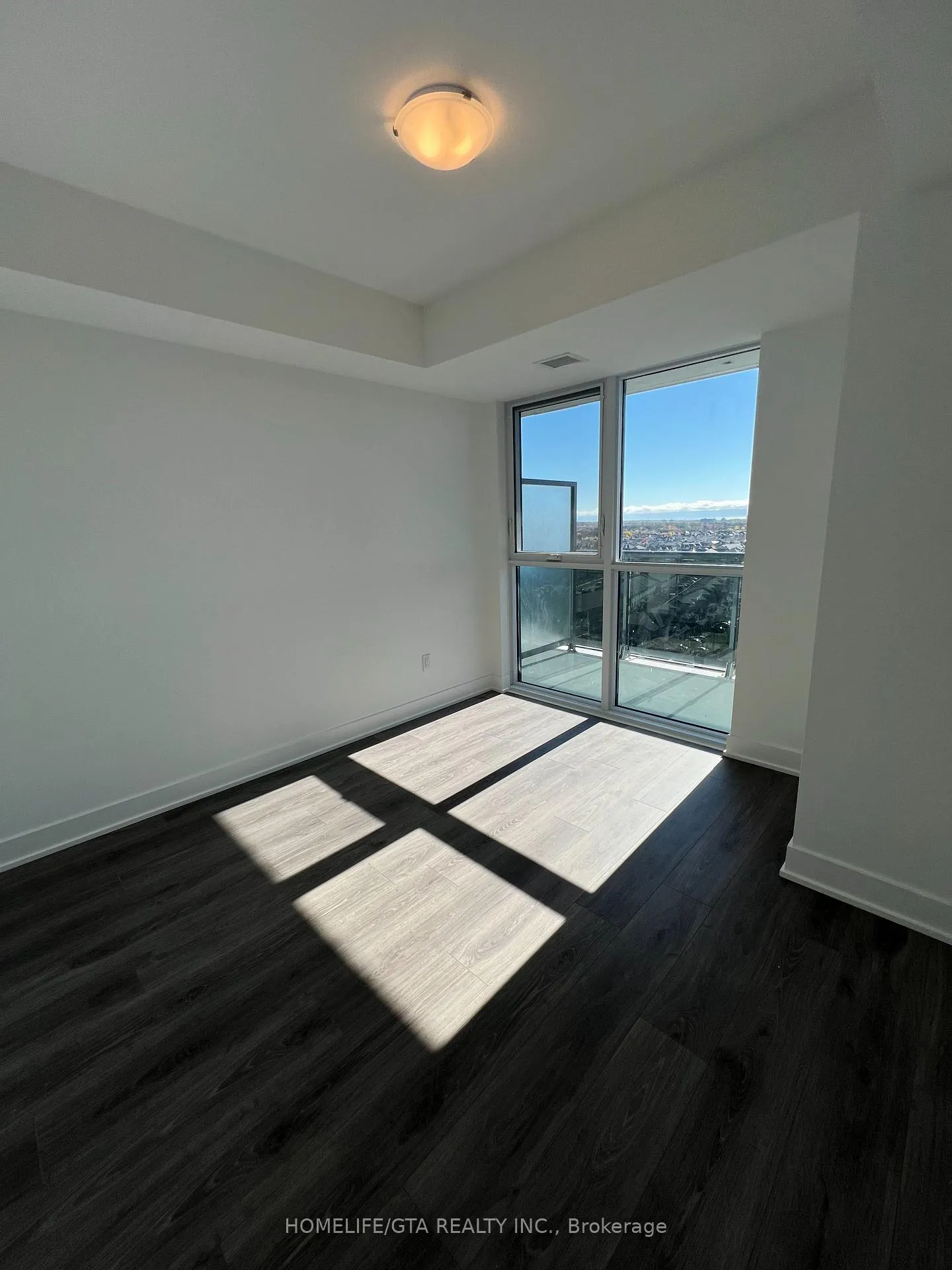 Photo 5 of Unit 1140, 2545 Simcoe Street N, Oshawa, Windfields — HOMEH