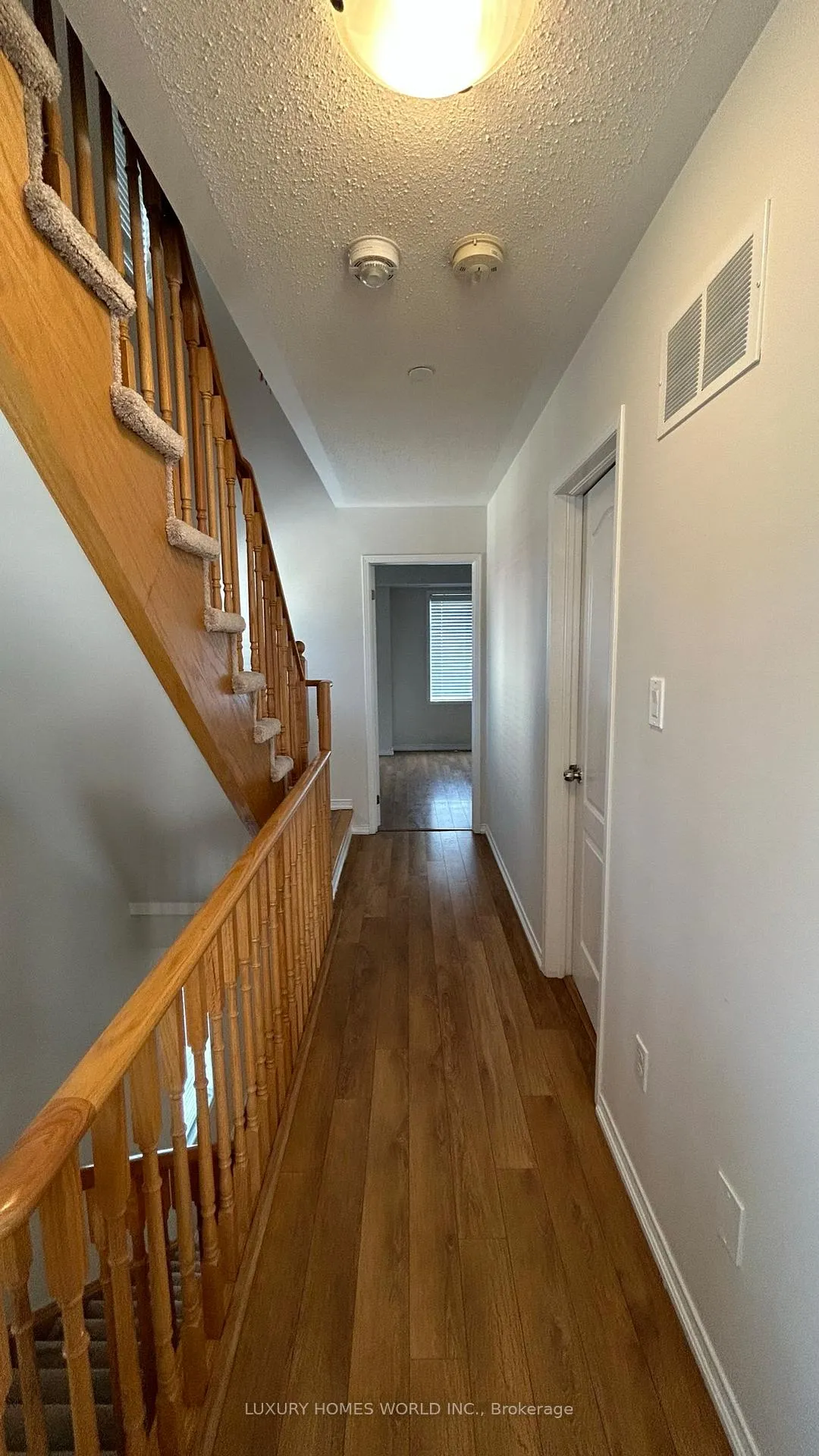 Photo 4 of 2552 Bromus Path S, Oshawa, Windfields — HOMEH