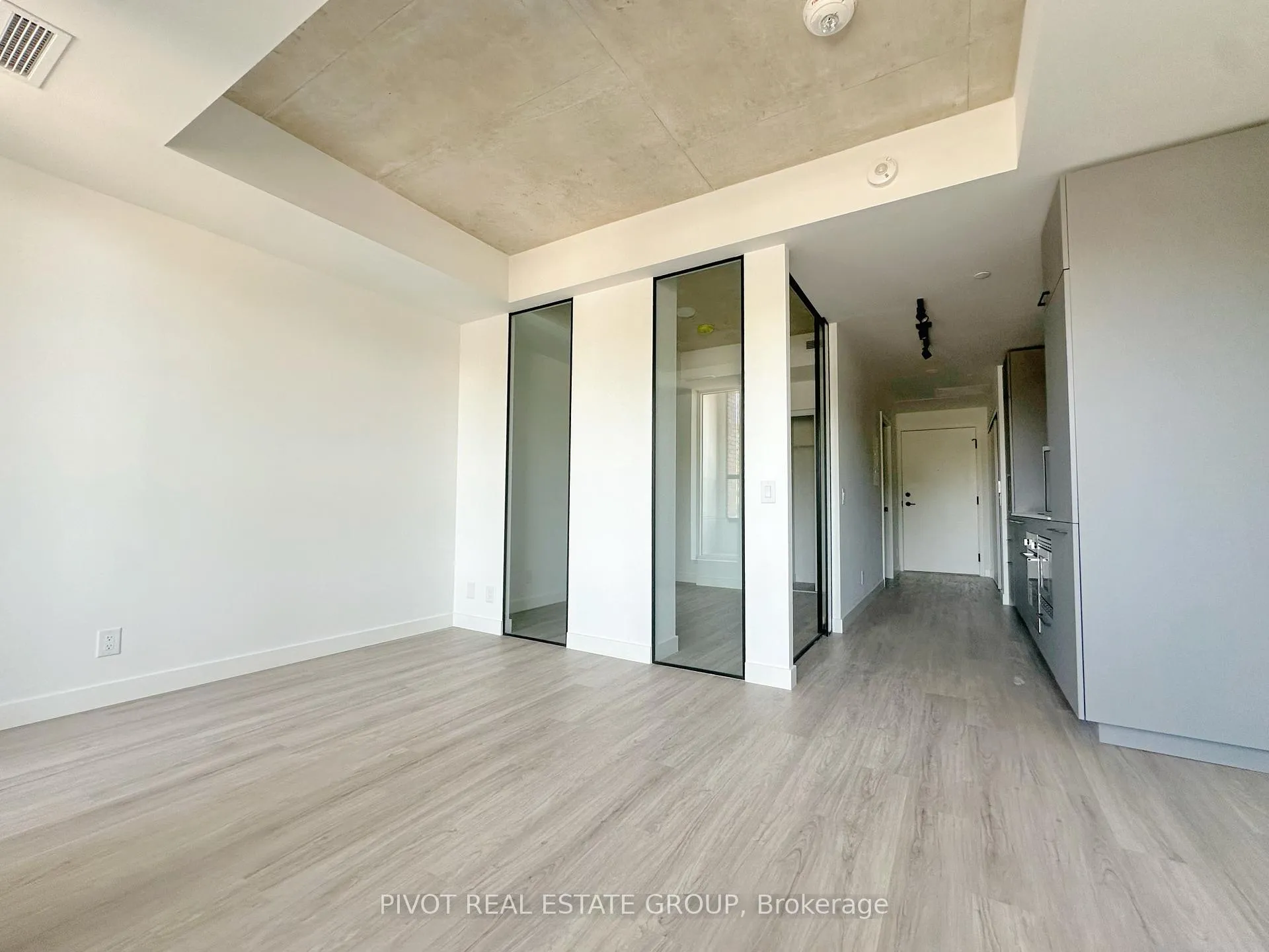 Photo 2 of Unit 335, 1050 Eastern Avenue, Toronto, The Beaches — HOMEH