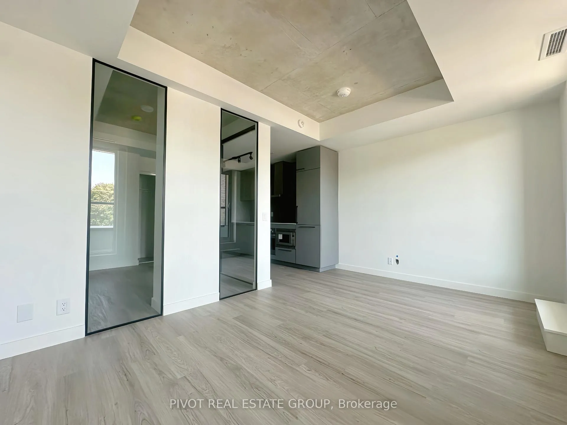 Photo 3 of Unit 335, 1050 Eastern Avenue, Toronto, The Beaches — HOMEH