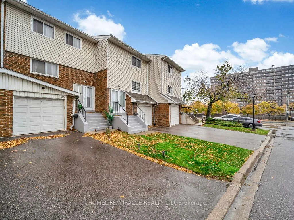 Photo 4 of Unit 3, 24 Franklin Court, Brampton, Bramalea West Industrial — HOMEH