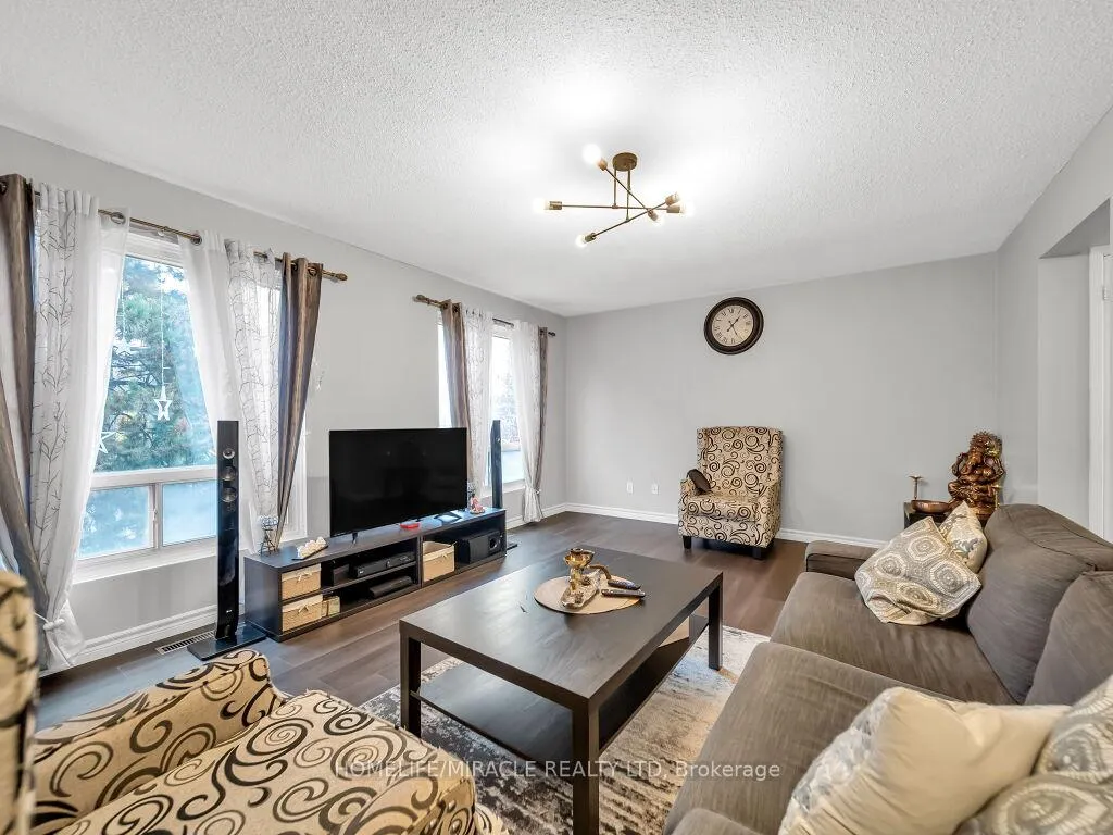 Photo 16 of Unit 3, 24 Franklin Court, Brampton, Bramalea West Industrial — HOMEH