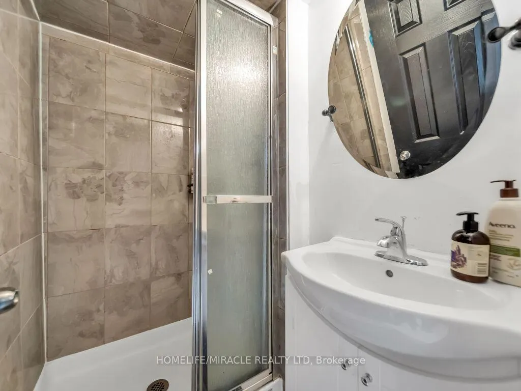 Photo 28 of Unit 3, 24 Franklin Court, Brampton, Bramalea West Industrial — HOMEH