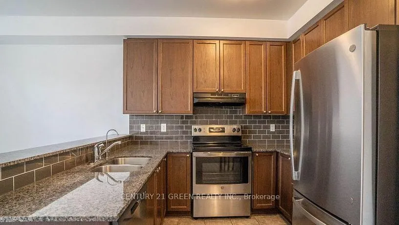 Photo 6 of 8 Bakewell Street, Brampton, Bram West — HOMEH