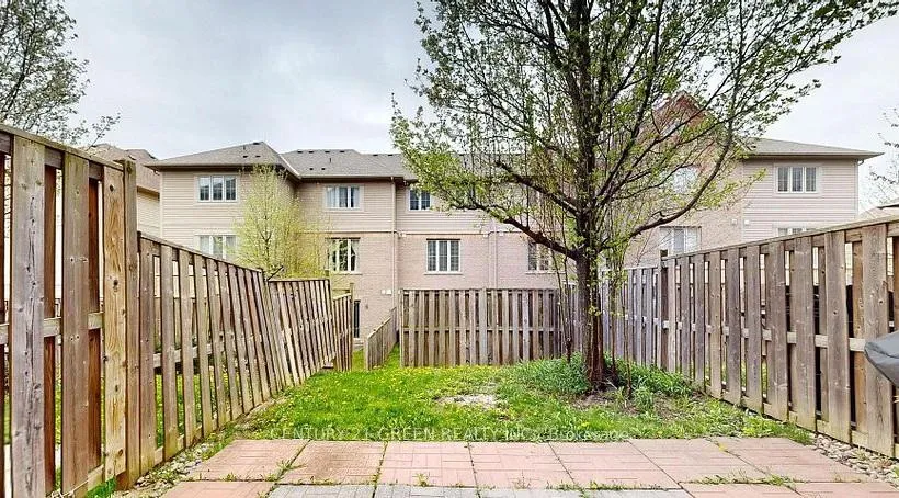 Photo 15 of 8 Bakewell Street, Brampton, Bram West — HOMEH