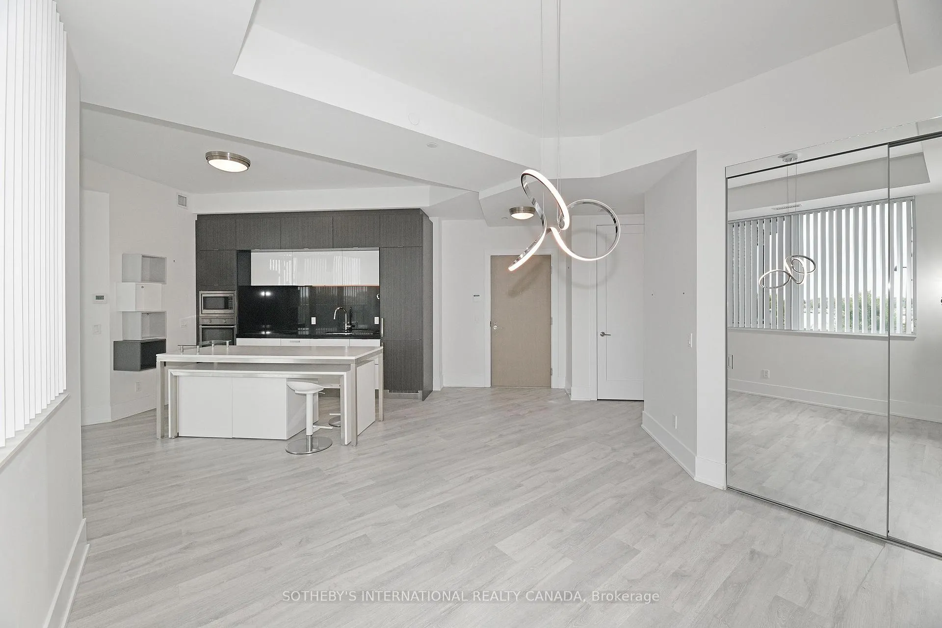 Photo 11 of Unit 217, 1 Edgewater Drive, Toronto, Waterfront Communities — HOMEH