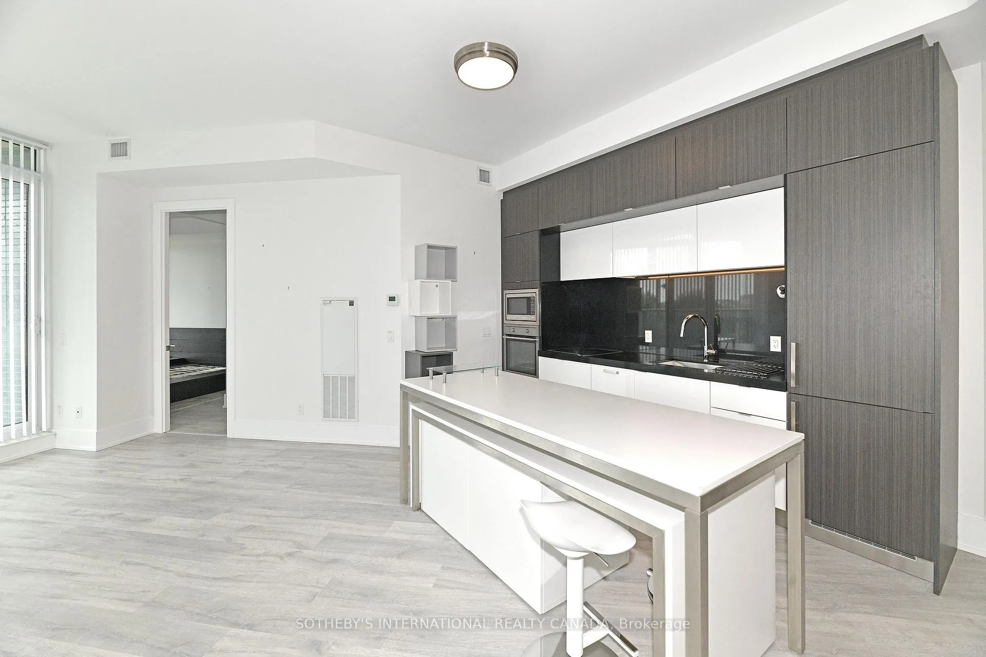 Photo 15 of Unit 217, 1 Edgewater Drive, Toronto, Waterfront Communities — HOMEH