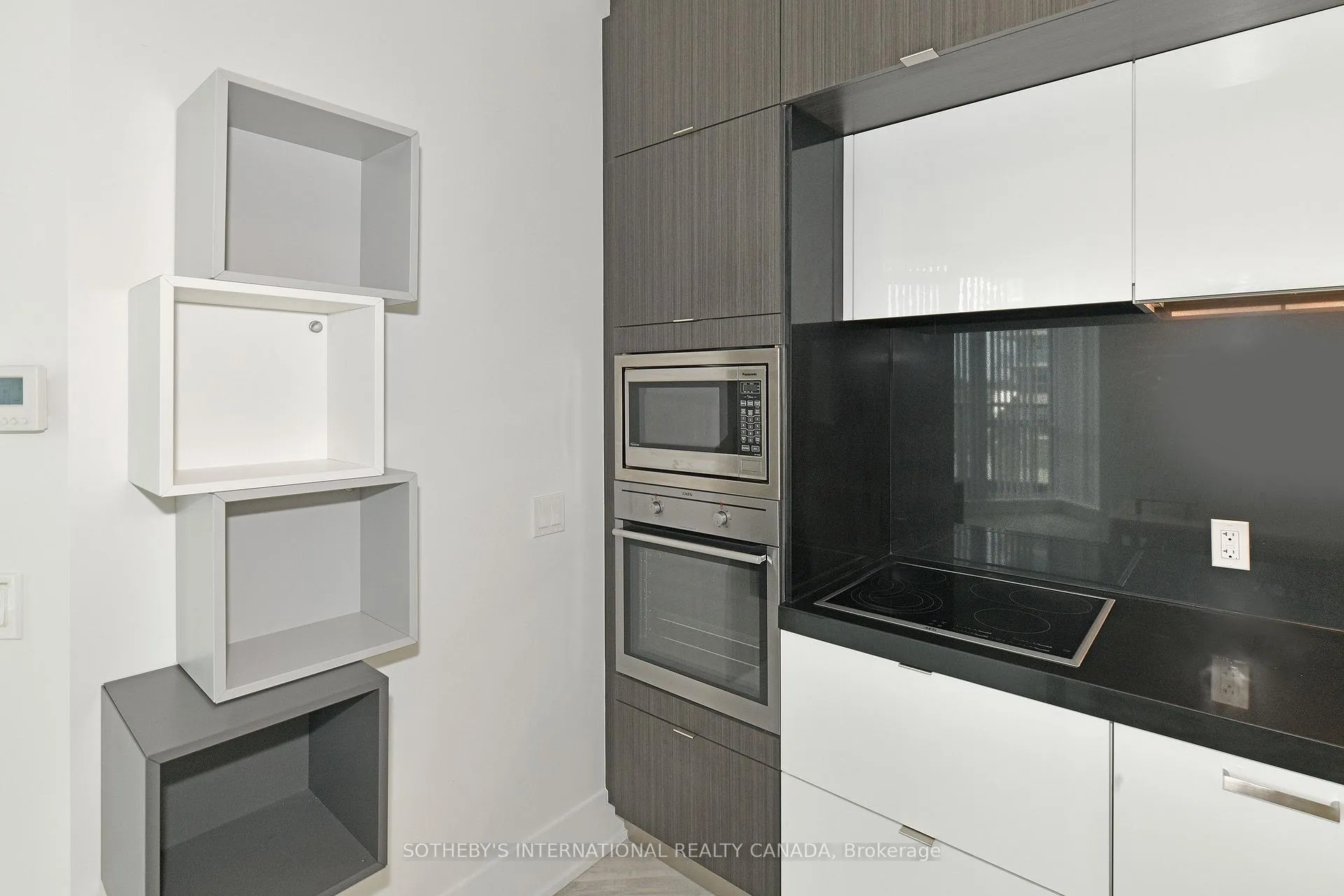 Photo 16 of Unit 217, 1 Edgewater Drive, Toronto, Waterfront Communities — HOMEH