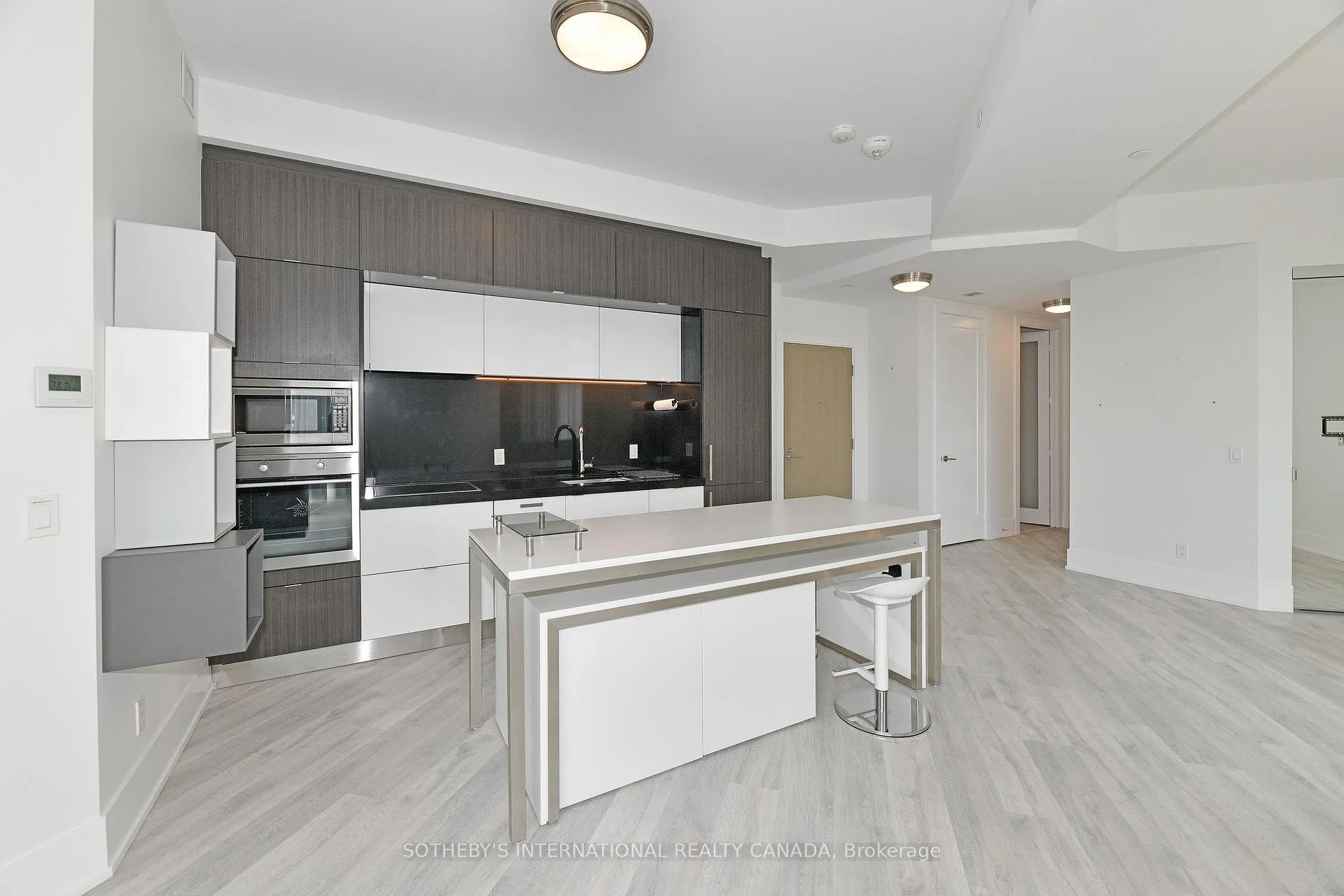 Photo 18 of Unit 217, 1 Edgewater Drive, Toronto, Waterfront Communities — HOMEH