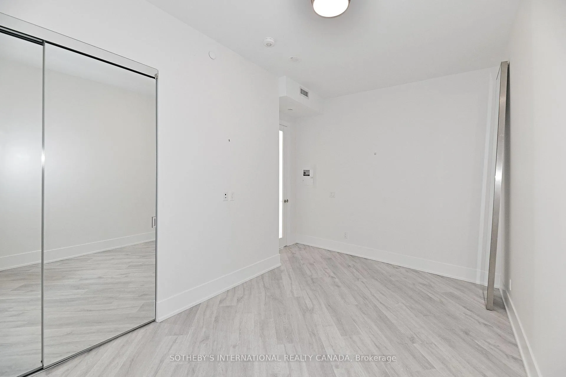 Photo 28 of Unit 217, 1 Edgewater Drive, Toronto, Waterfront Communities — HOMEH