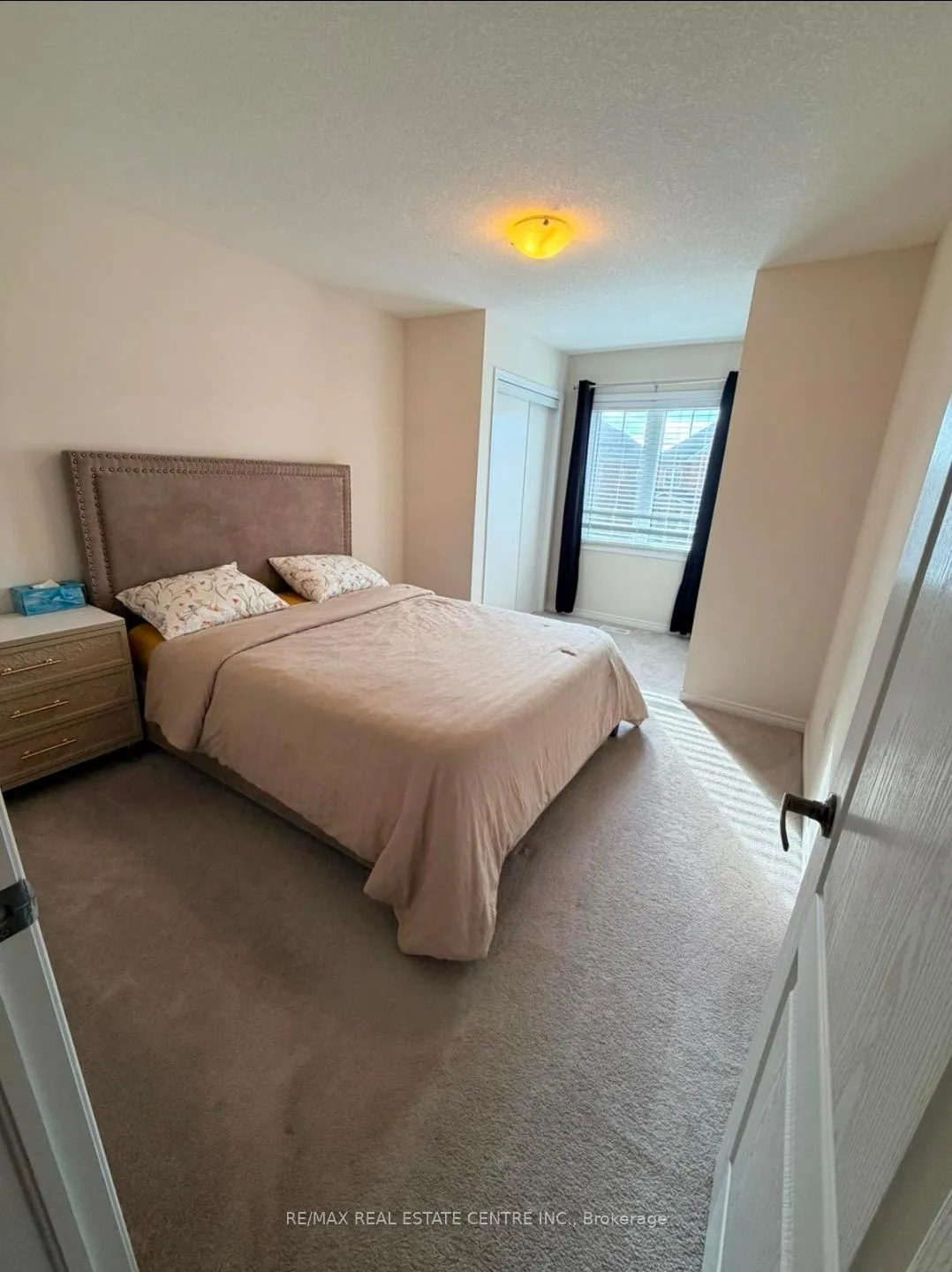 Photo 14 of 485 Queen Mary Drive, Brampton, Northwest Brampton — HOMEH