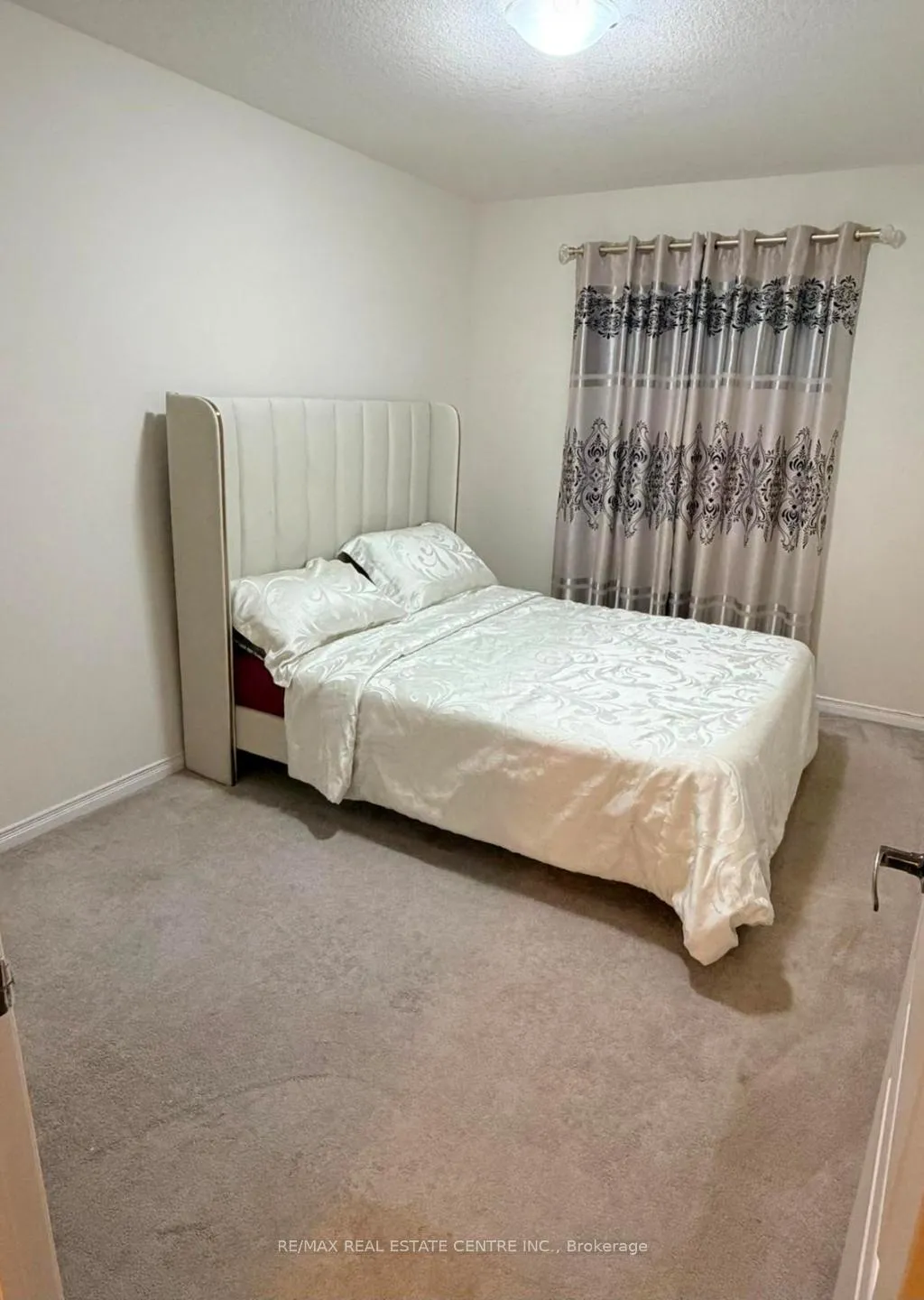 Photo 17 of 485 Queen Mary Drive, Brampton, Northwest Brampton — HOMEH