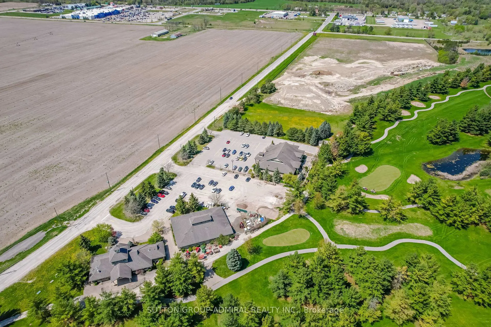Photo 4 of Unit 412, 4 Briar Hill Heights, New Tecumseth, Rural New Tecumseth — HOMEH