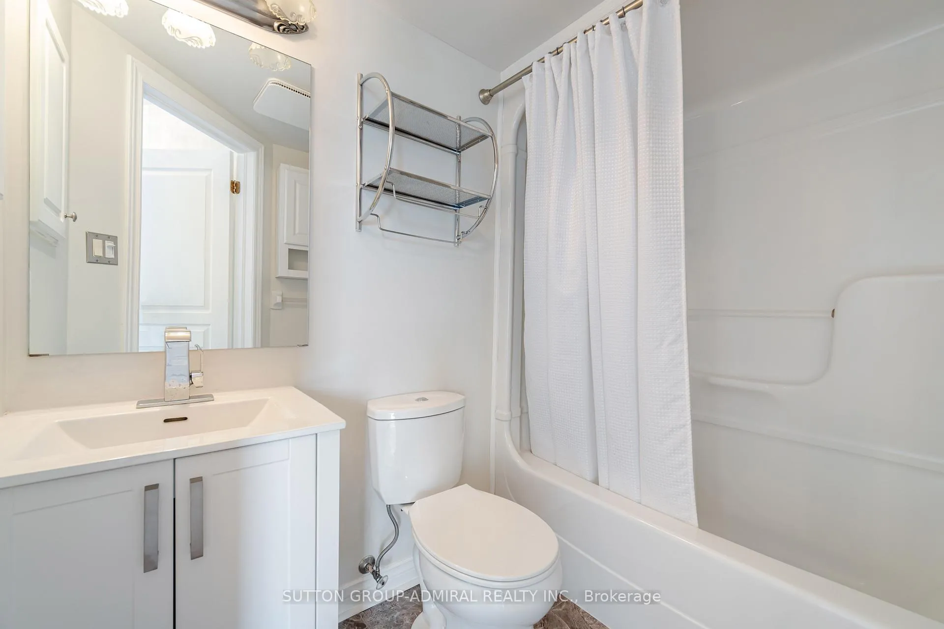 Photo 10 of Unit 412, 4 Briar Hill Heights, New Tecumseth, Rural New Tecumseth — HOMEH