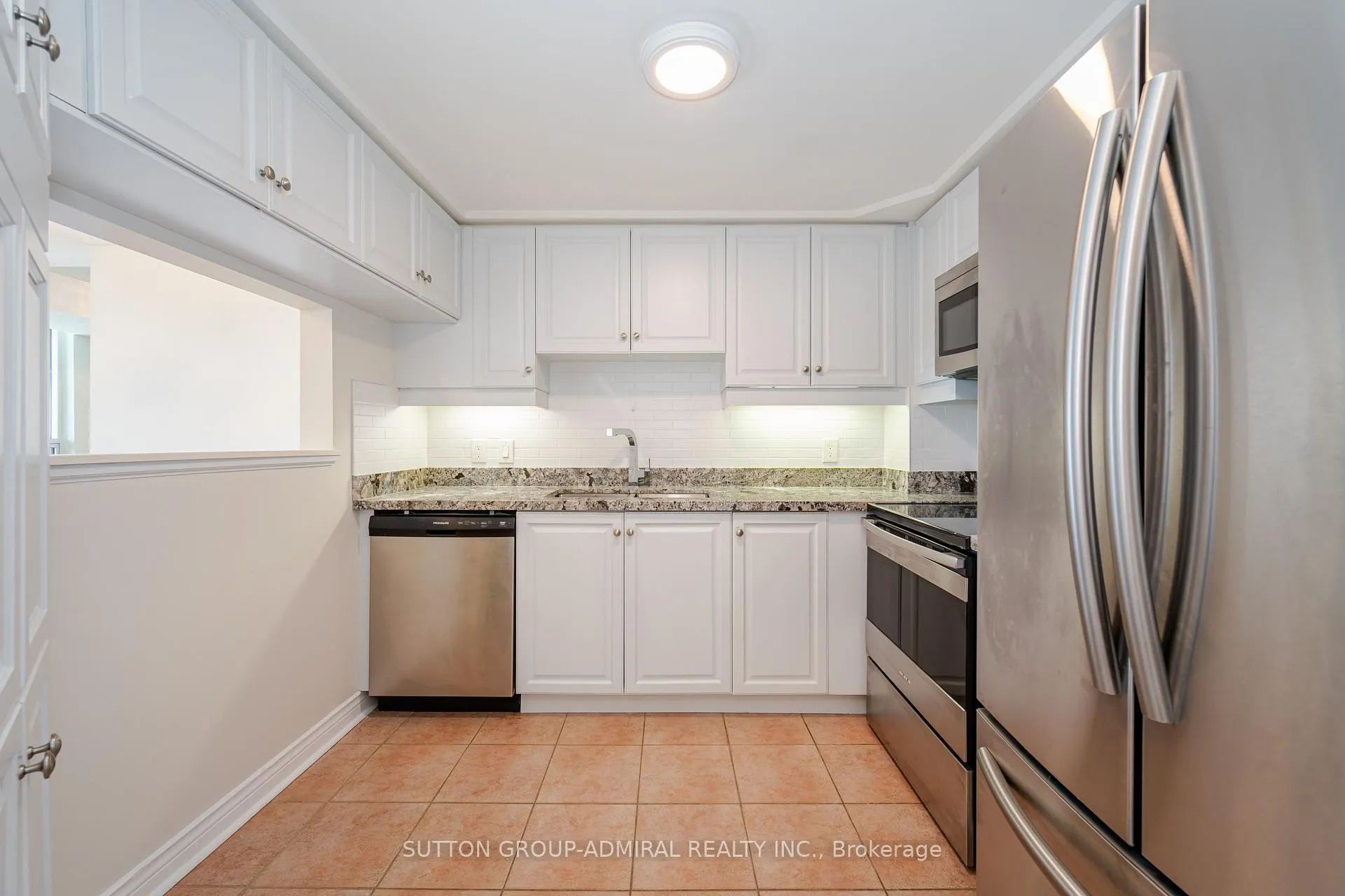 Photo 26 of Unit 412, 4 Briar Hill Heights, New Tecumseth, Rural New Tecumseth — HOMEH