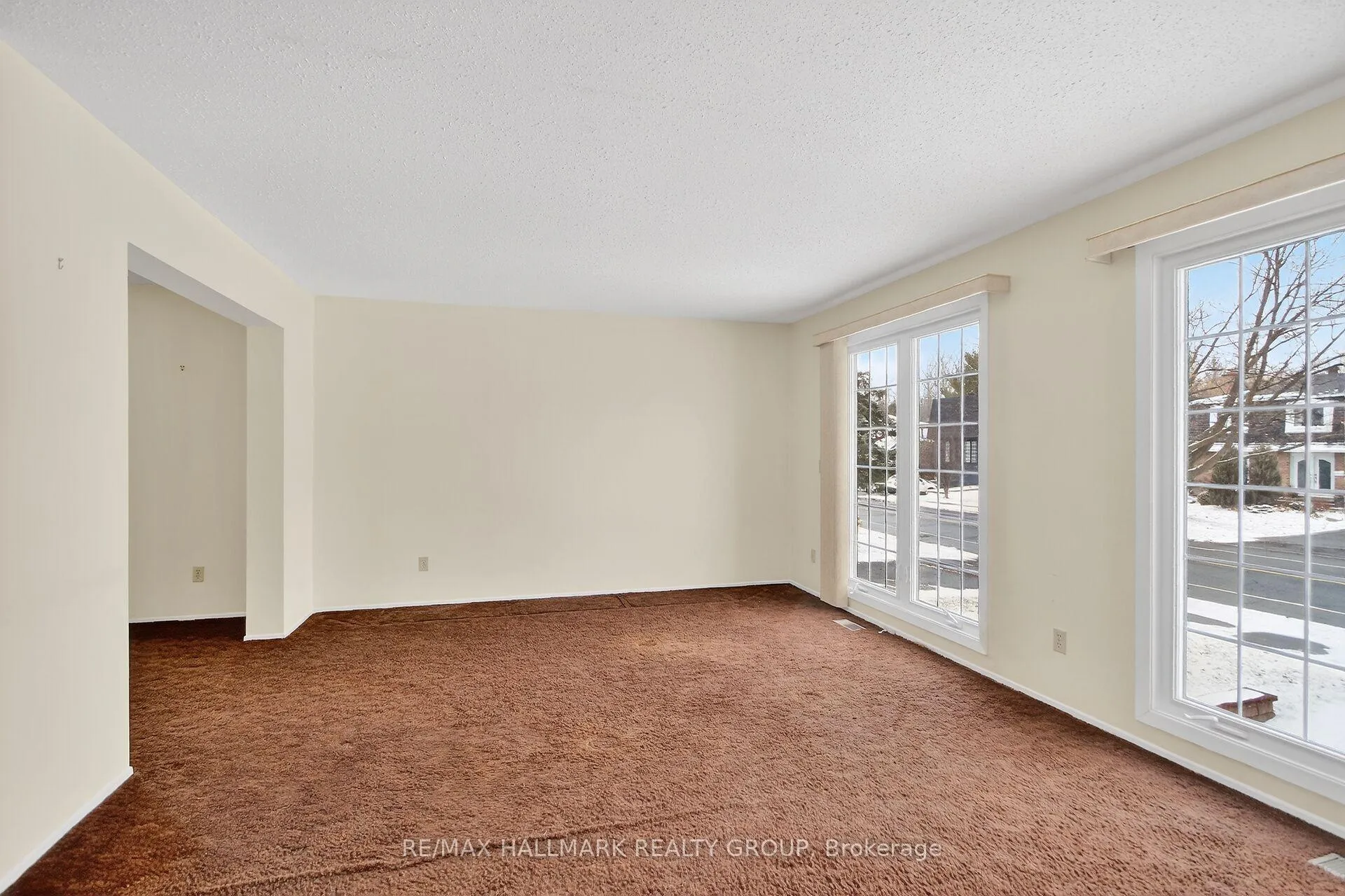 Photo 6 of 1050 Plante Drive, Ottawa, Hunt Club/Western Community — HOMEH