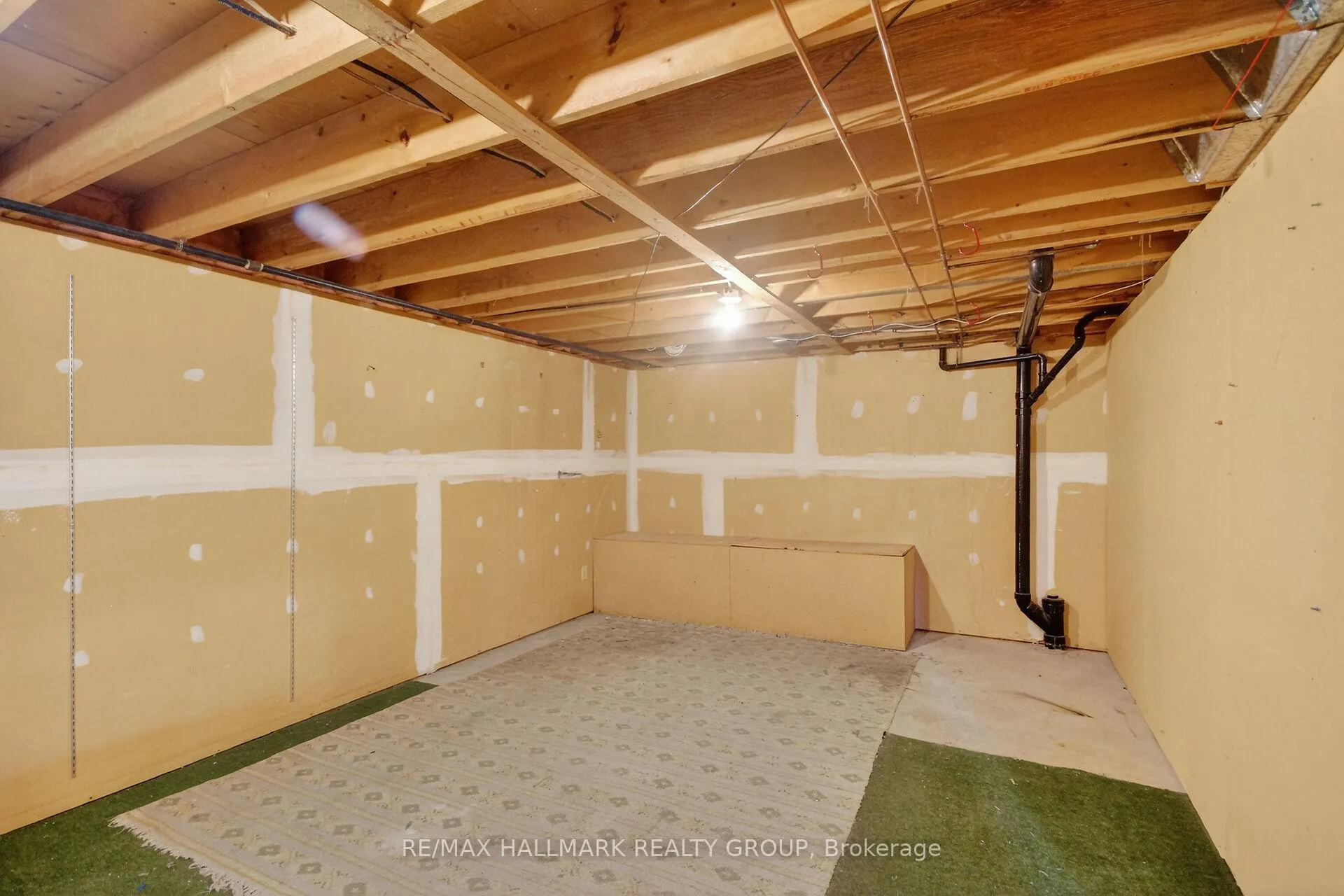 Photo 45 of 1050 Plante Drive, Ottawa, Hunt Club/Western Community — HOMEH
