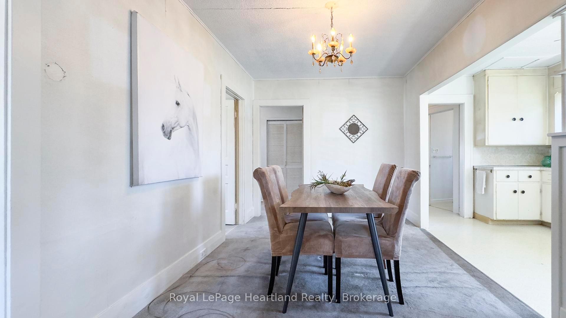 Photo 12 of 136 Cambria Road N, Goderich, Goderich (Town) — HOMEH