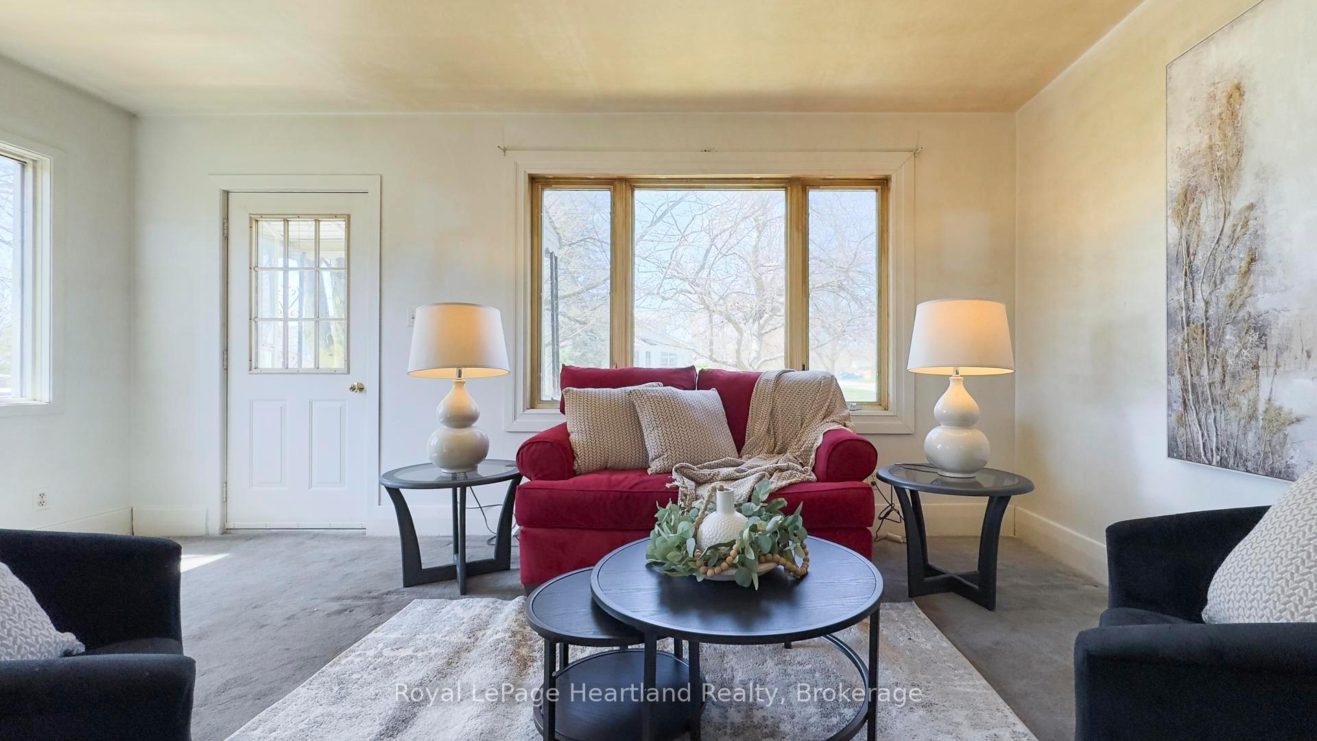 Photo 13 of 136 Cambria Road N, Goderich, Goderich (Town) — HOMEH