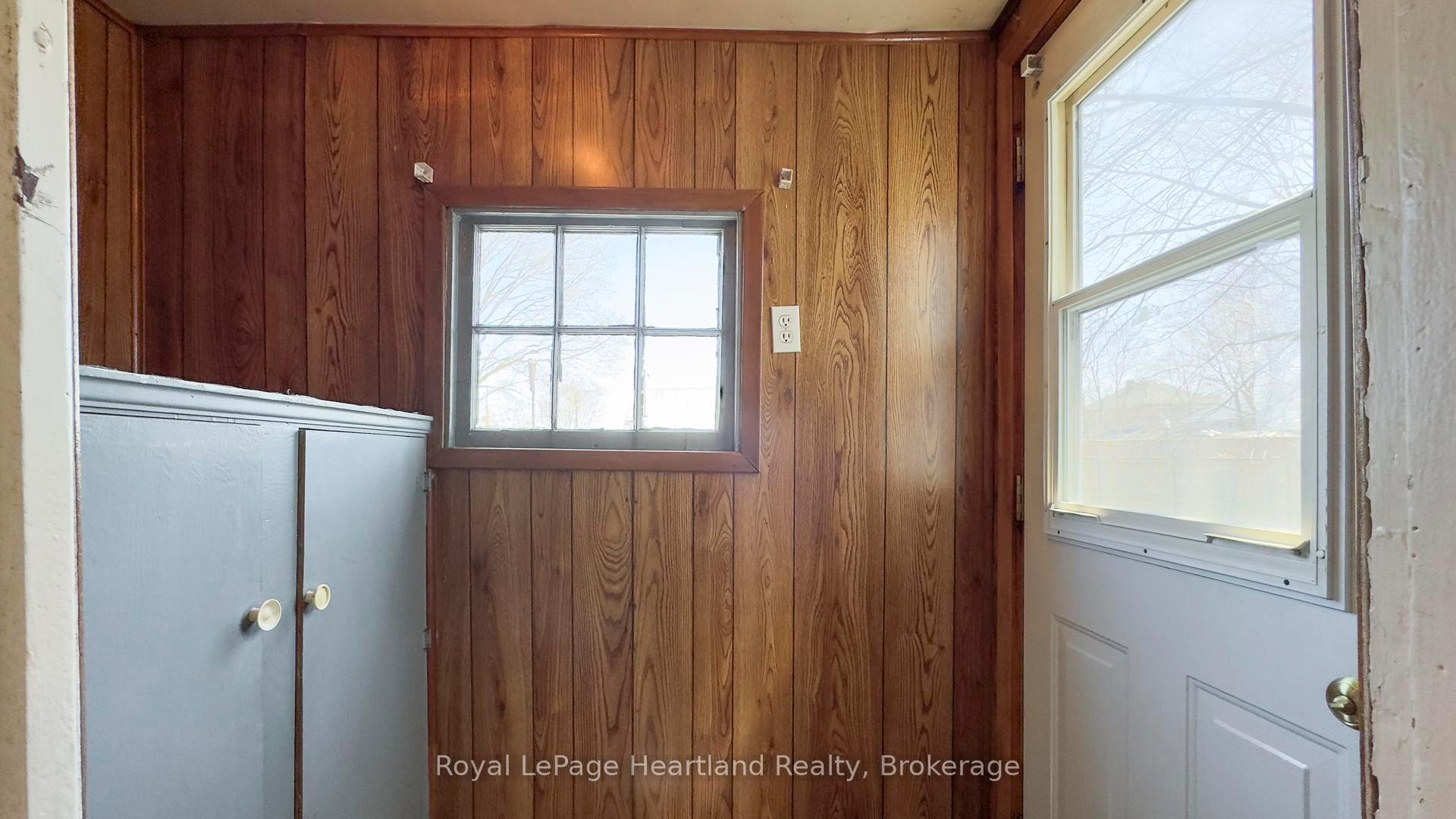 Photo 16 of 136 Cambria Road N, Goderich, Goderich (Town) — HOMEH