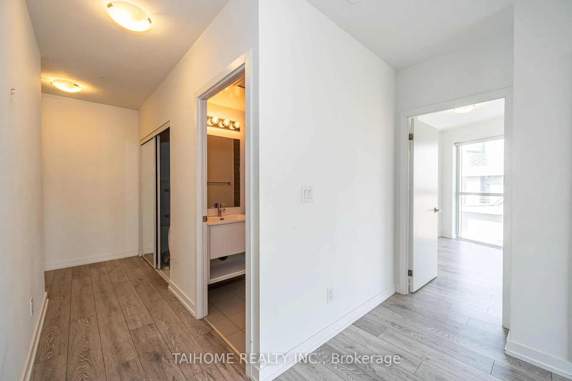 Photo 14 of Unit 1509, 159 Wellesley Street E, Toronto, Cabbagetown-South St. James Town — HOMEH