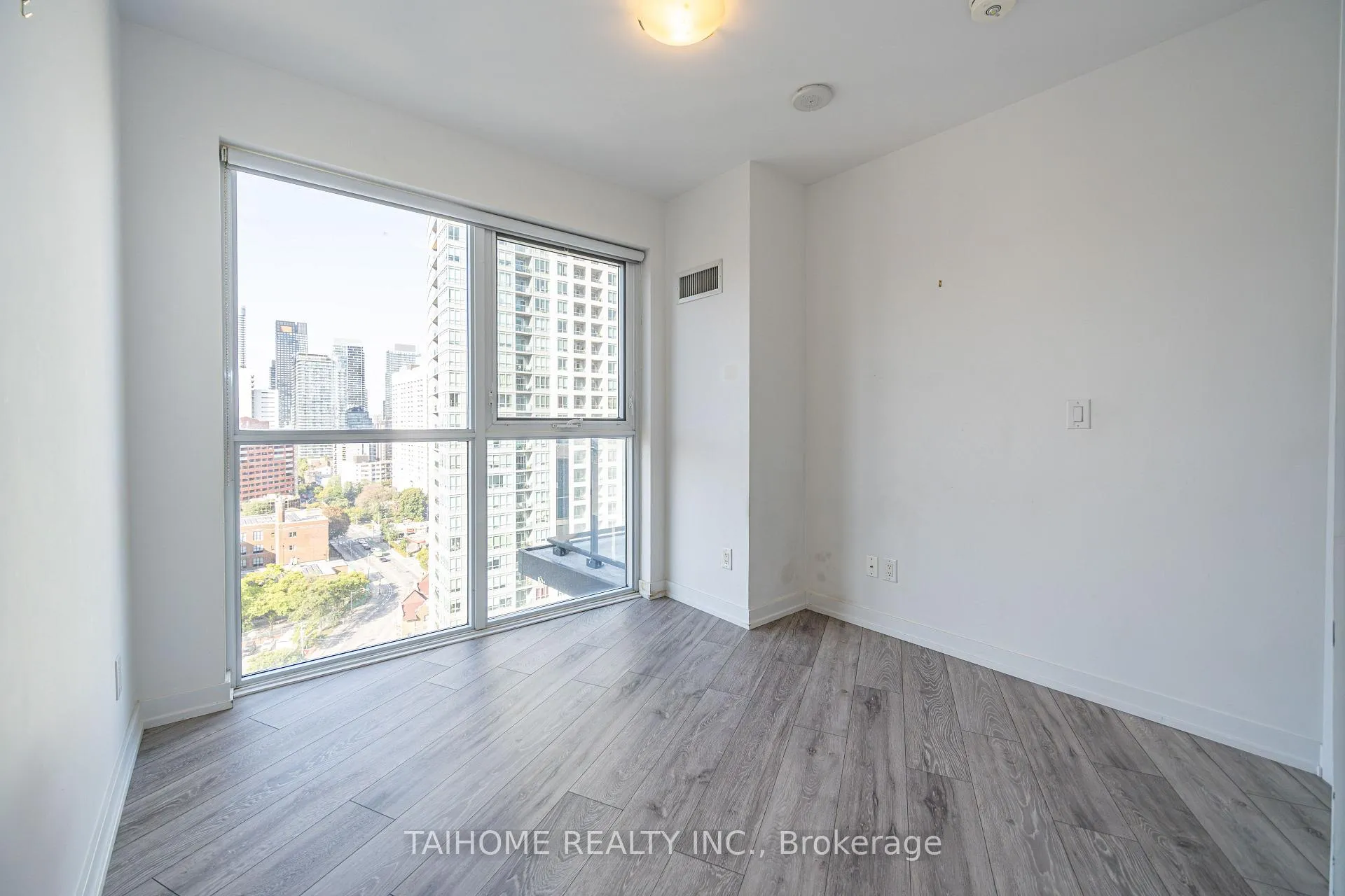 Photo 17 of Unit 1509, 159 Wellesley Street E, Toronto, Cabbagetown-South St. James Town — HOMEH