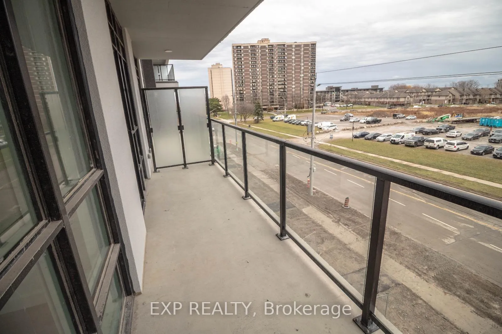 Photo 9 of Unit 420, 461 Green Road, Hamilton, Stoney Creek — HOMEH