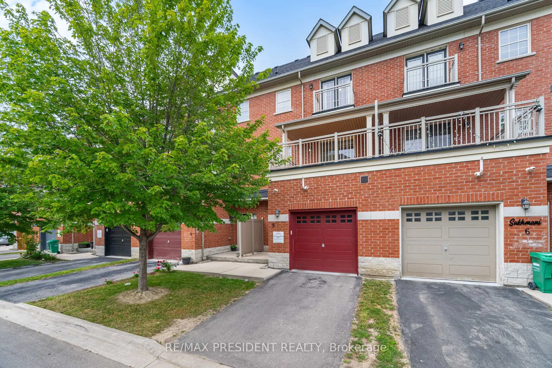 Photo 1 of 2530 Countryside Drive, Brampton, Sandringham-Wellington North — HOMEH