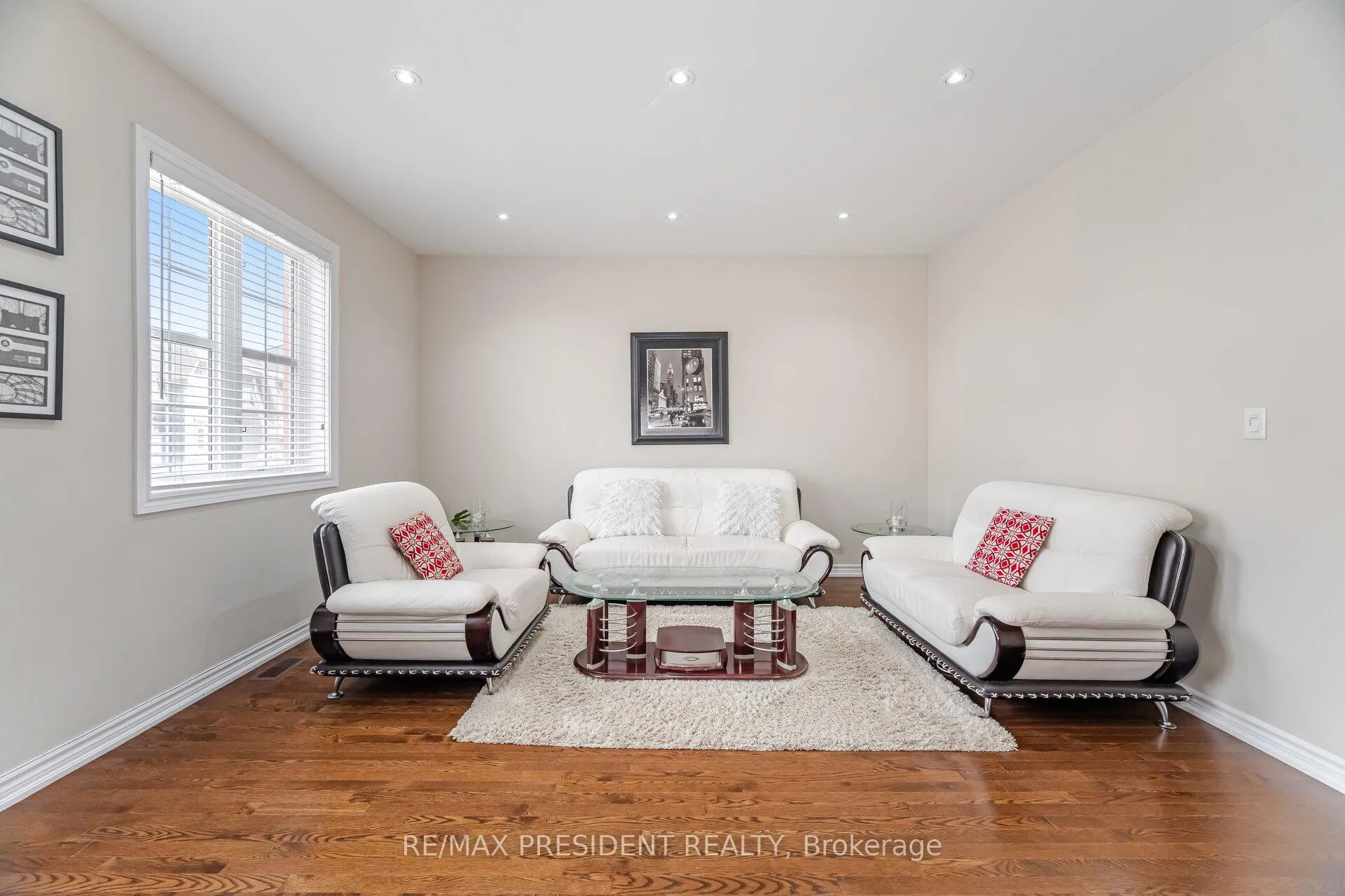 Photo 10 of 2530 Countryside Drive, Brampton, Sandringham-Wellington North — HOMEH