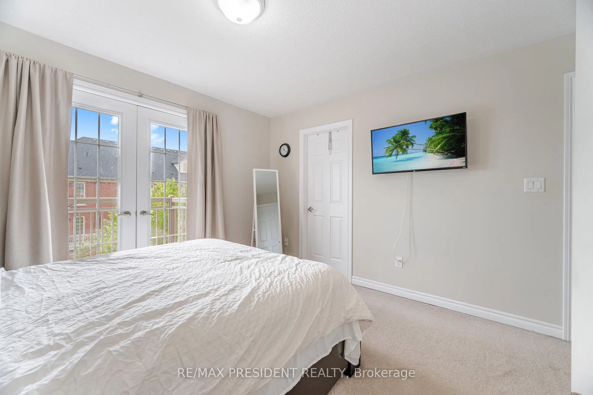 Photo 17 of 2530 Countryside Drive, Brampton, Sandringham-Wellington North — HOMEH