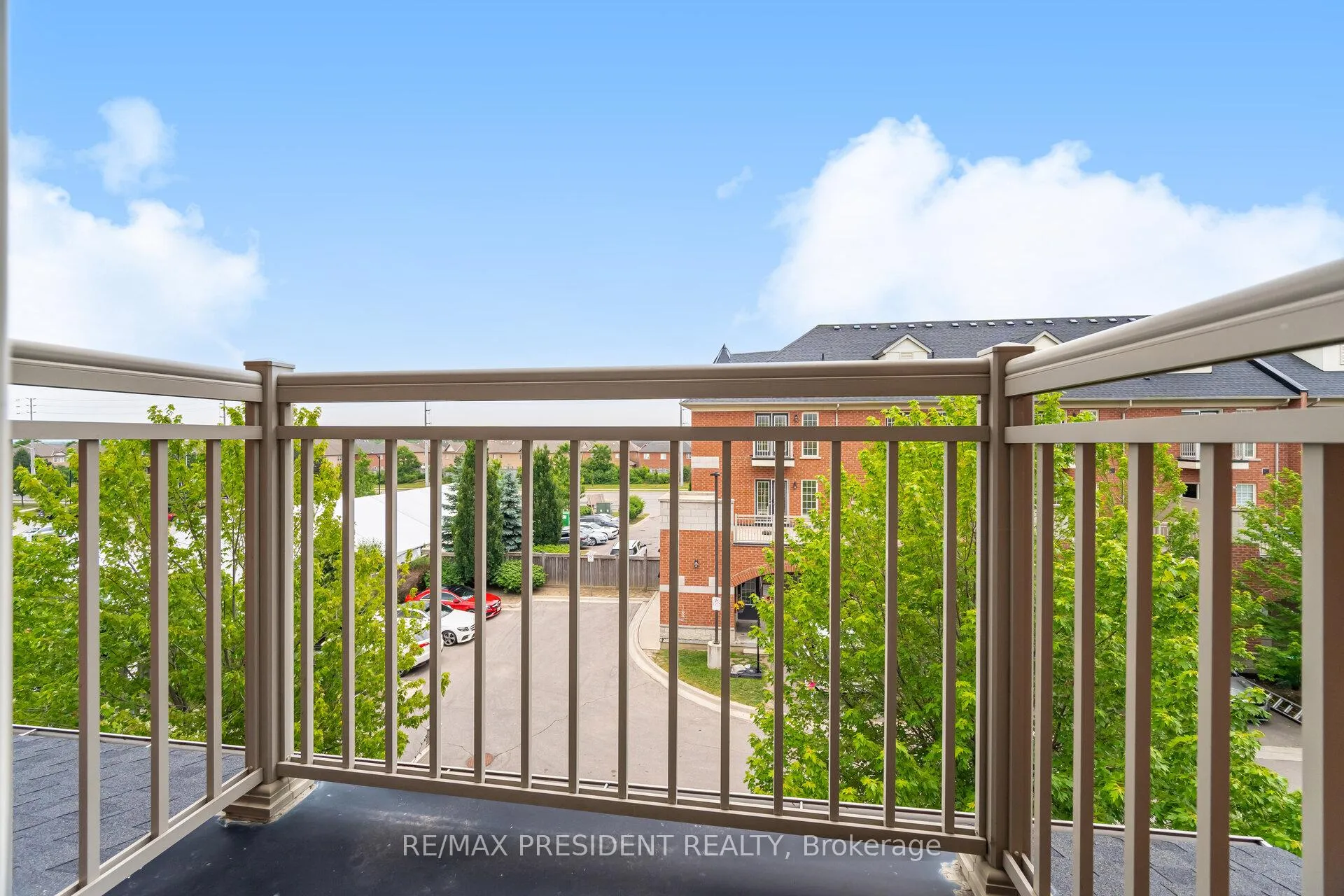 Photo 20 of 2530 Countryside Drive, Brampton, Sandringham-Wellington North — HOMEH