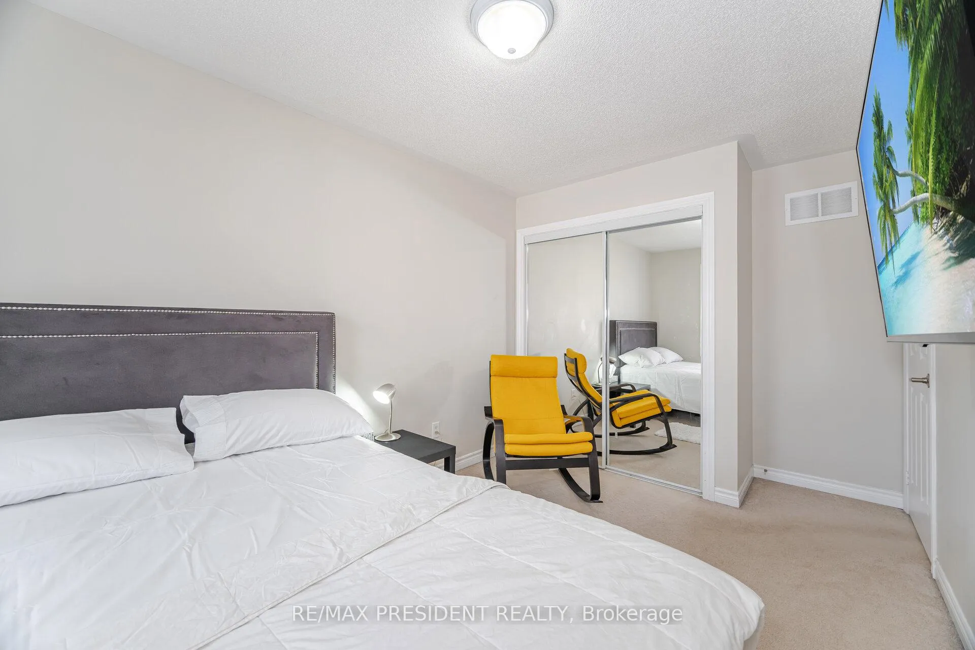 Photo 22 of 2530 Countryside Drive, Brampton, Sandringham-Wellington North — HOMEH