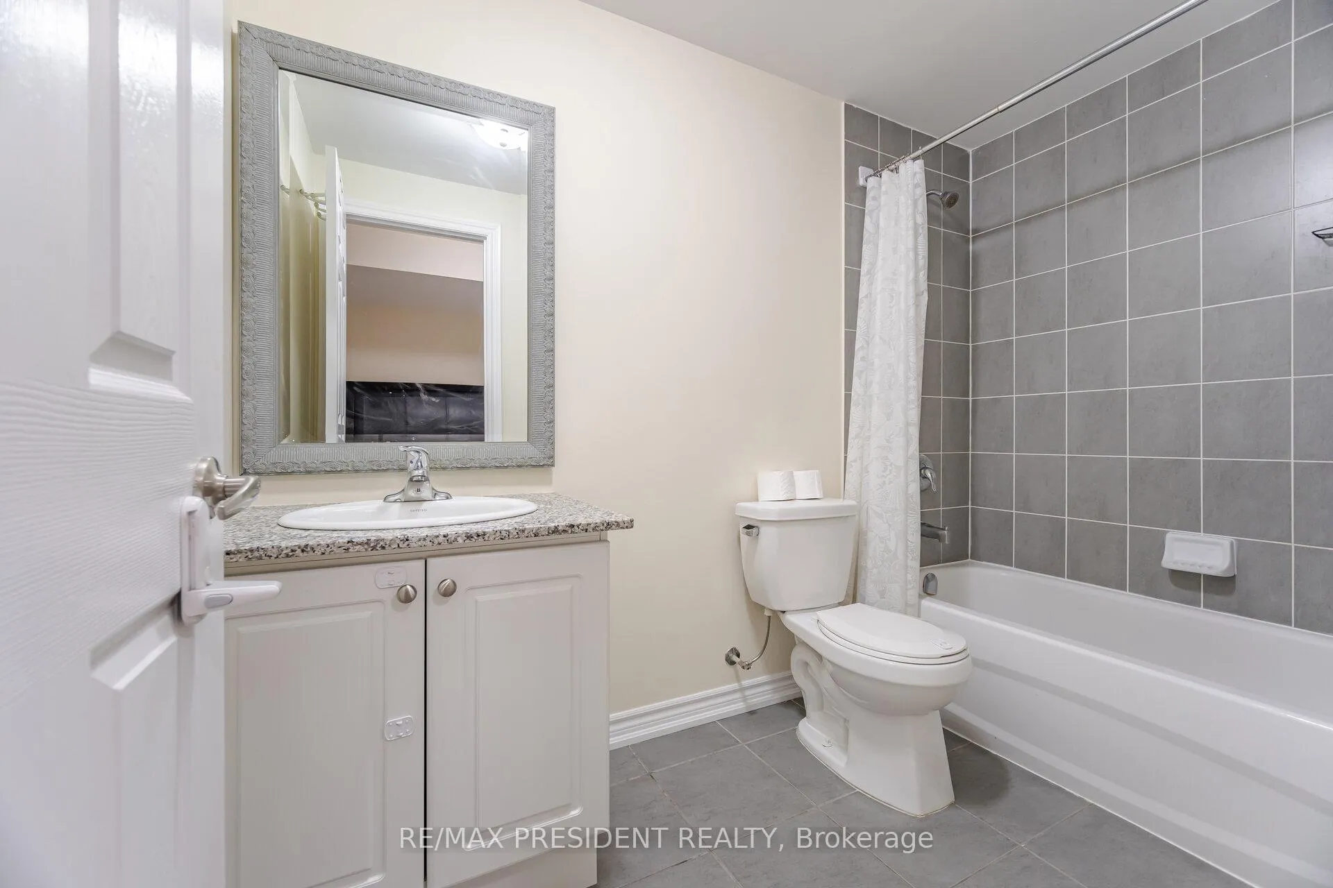 Photo 27 of 2530 Countryside Drive, Brampton, Sandringham-Wellington North — HOMEH