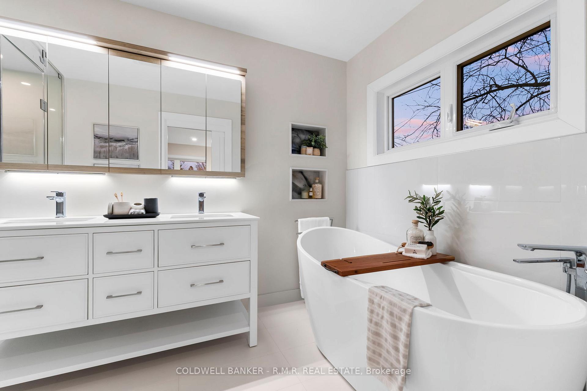 Photo 20 of 536 Riverside Drive, Ajax, Central West — HOMEH