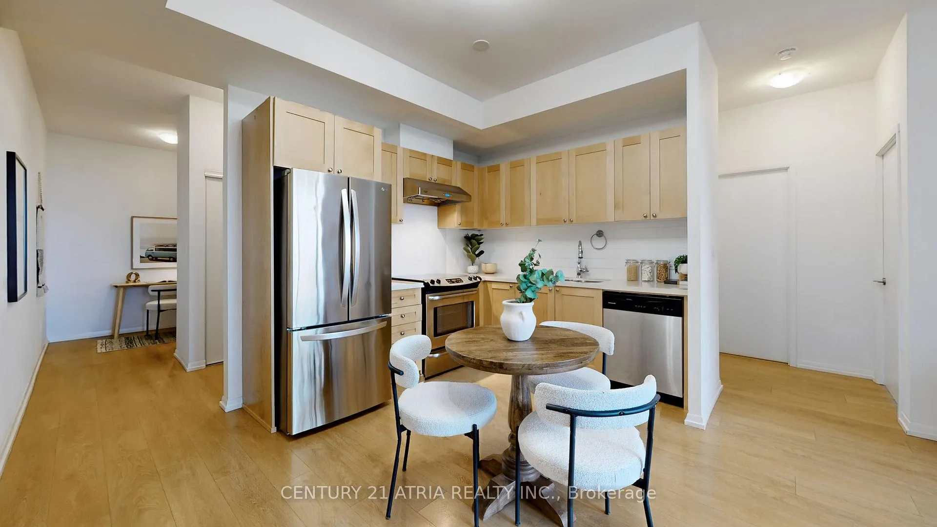 Photo 7 of Unit 540, 540 Bur Oak Avenue, Markham, Berczy — HOMEH