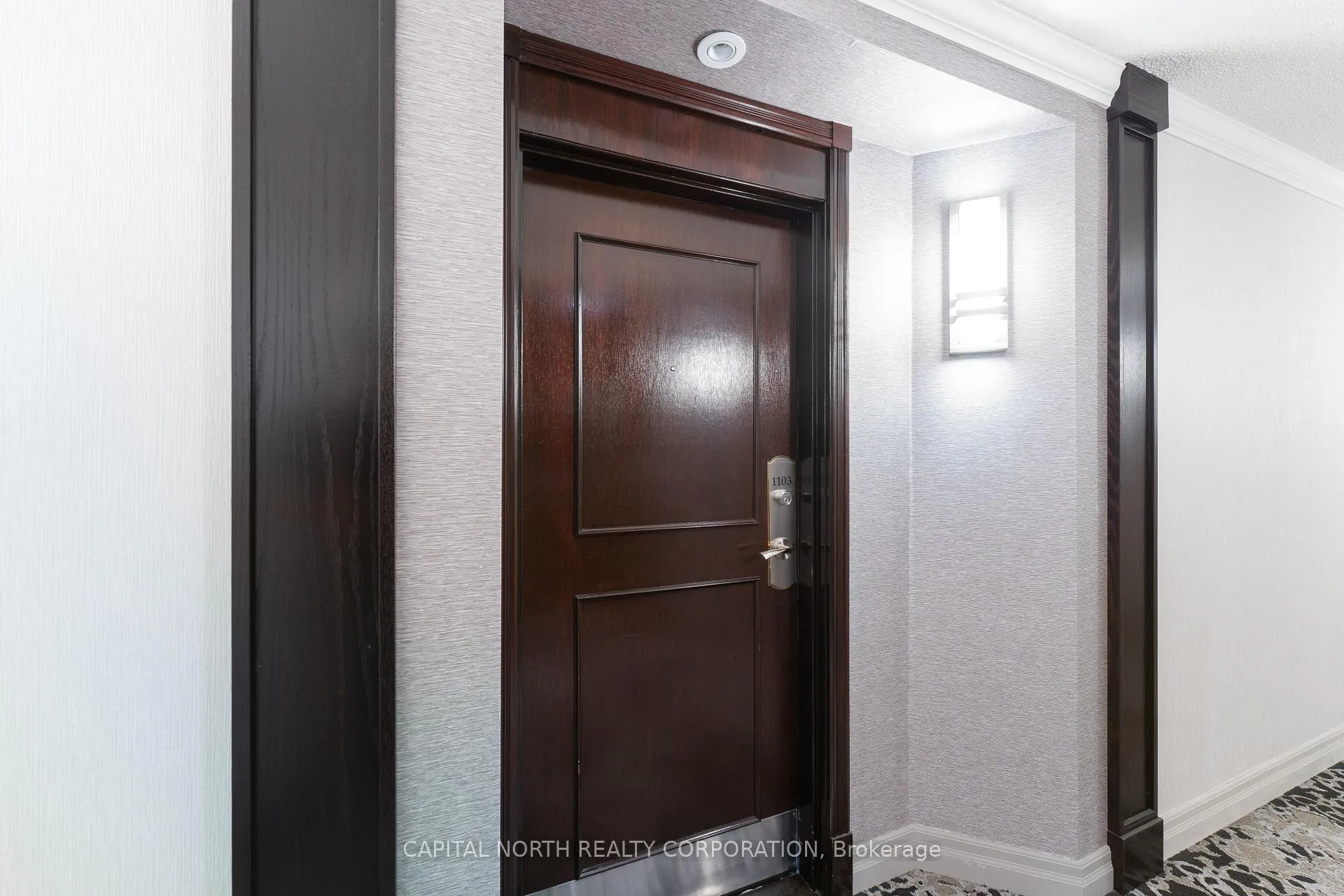 Photo 3 of Unit 1103, 8 Covington Road, Toronto, Englemount-Lawrence — HOMEH