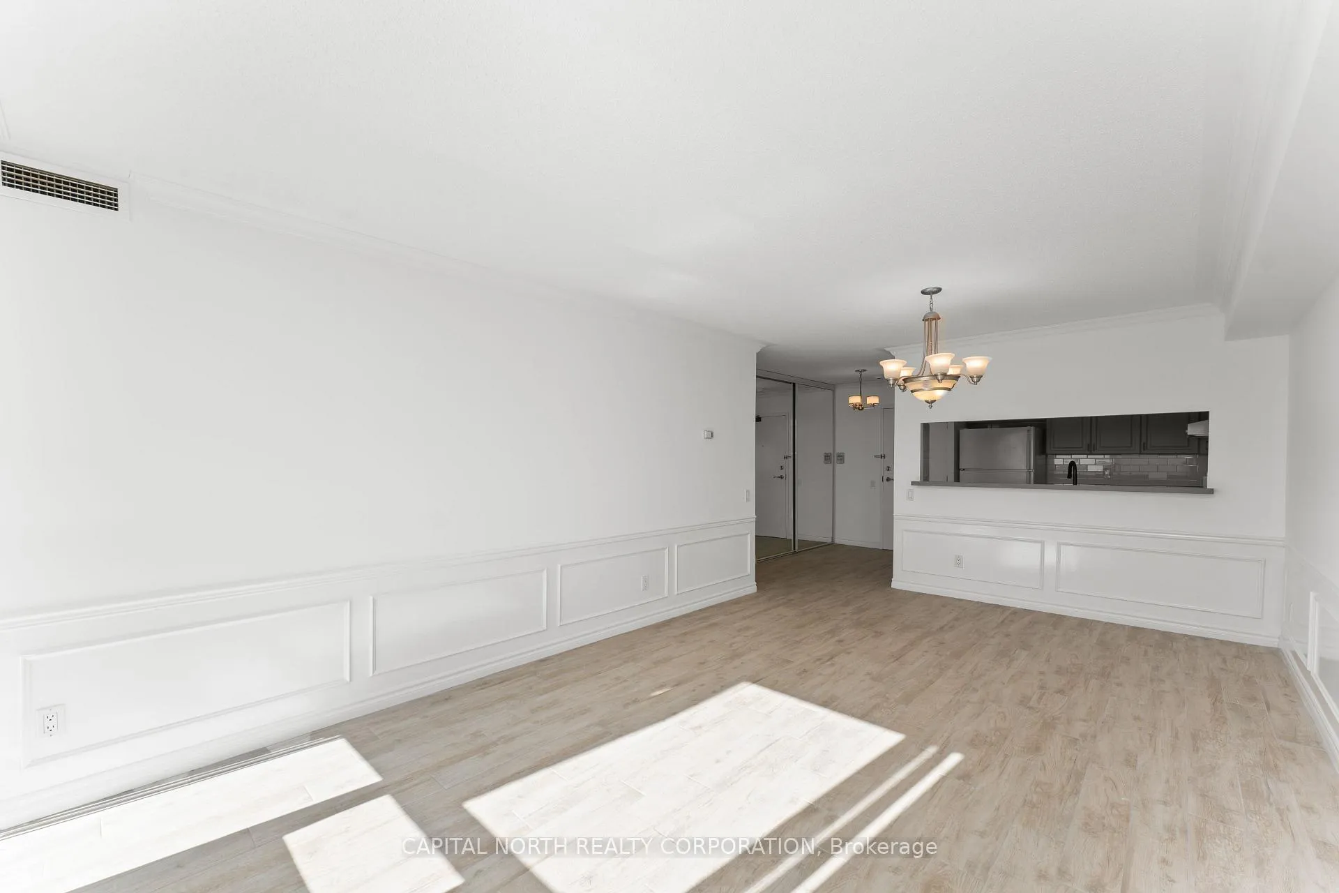 Photo 15 of Unit 1103, 8 Covington Road, Toronto, Englemount-Lawrence — HOMEH