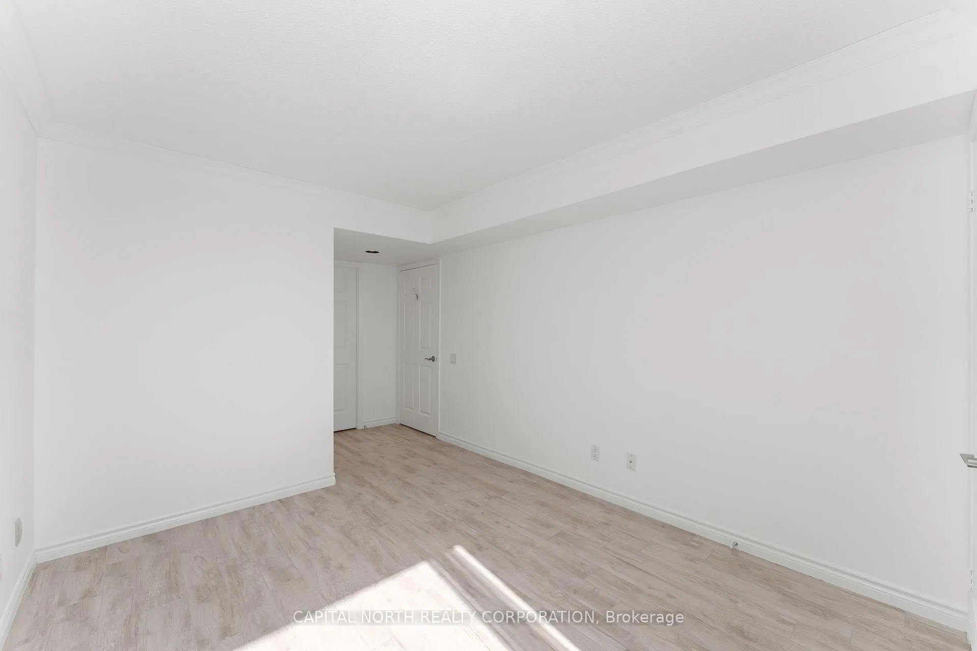 Photo 20 of Unit 1103, 8 Covington Road, Toronto, Englemount-Lawrence — HOMEH