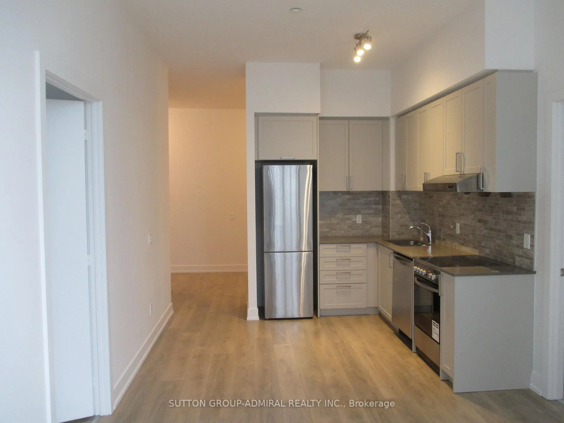 Photo 7 of Unit 907W, 268 Buchanan Drive, Markham, Unionville — HOMEH
