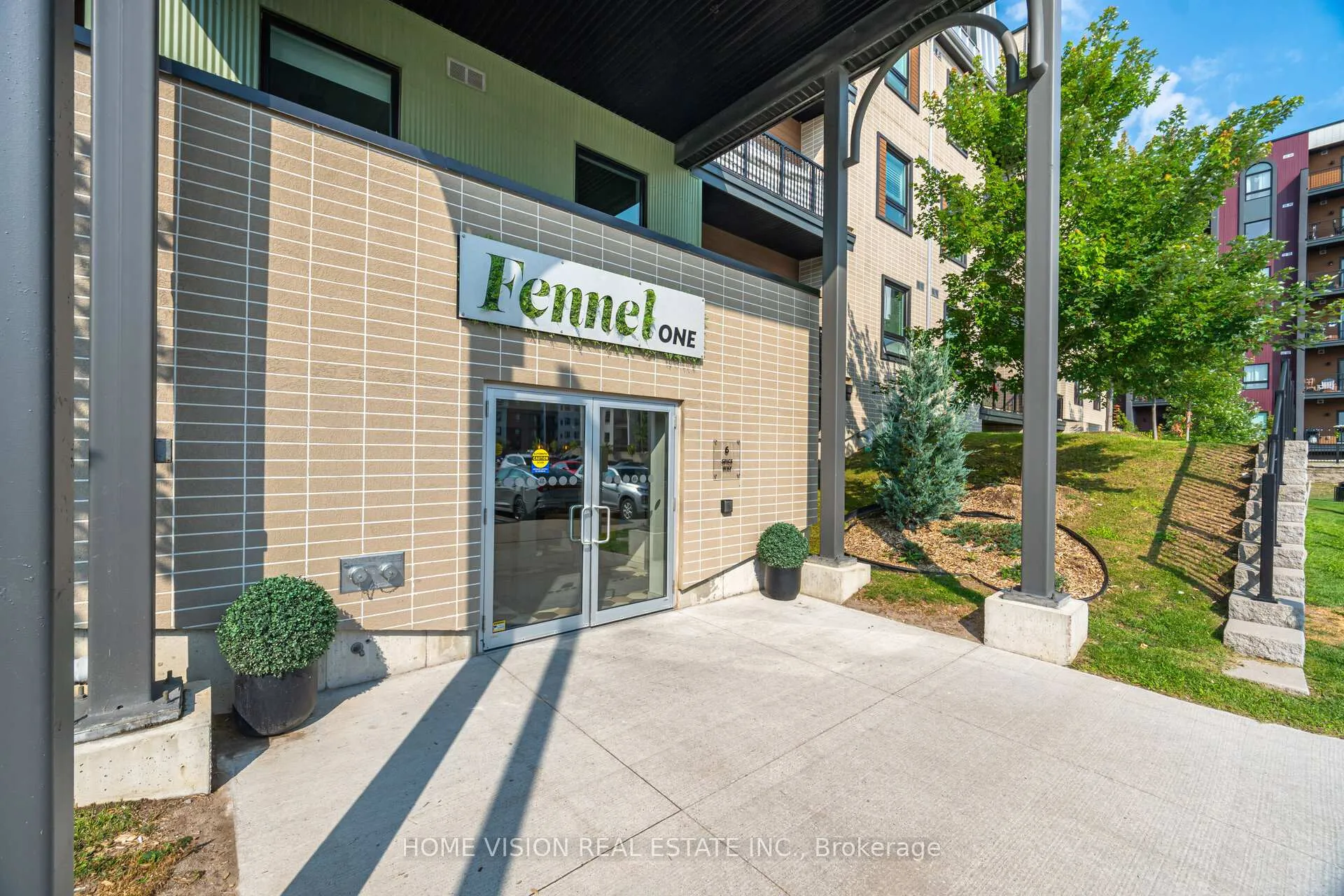 Photo 2 of Unit 311, 6 Spice Way, Barrie, Rural Barrie Southeast — HOMEH