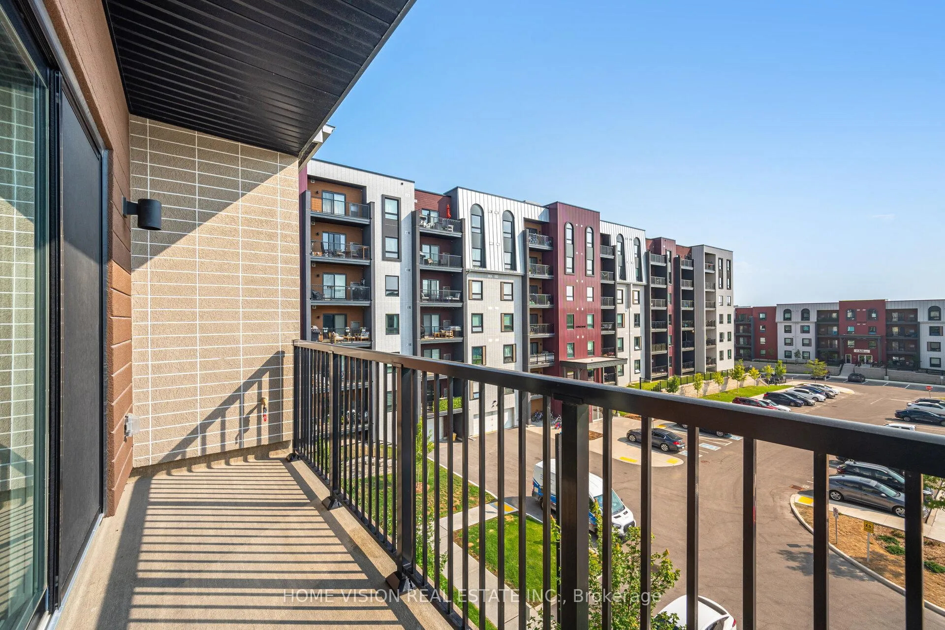 Photo 32 of Unit 311, 6 Spice Way, Barrie, Rural Barrie Southeast — HOMEH