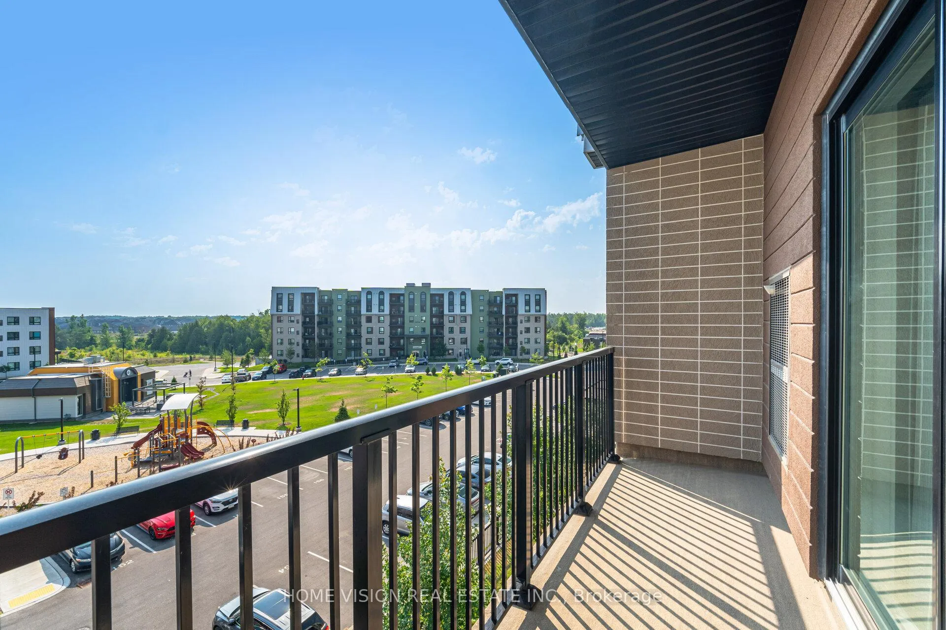 Photo 33 of Unit 311, 6 Spice Way, Barrie, Rural Barrie Southeast — HOMEH
