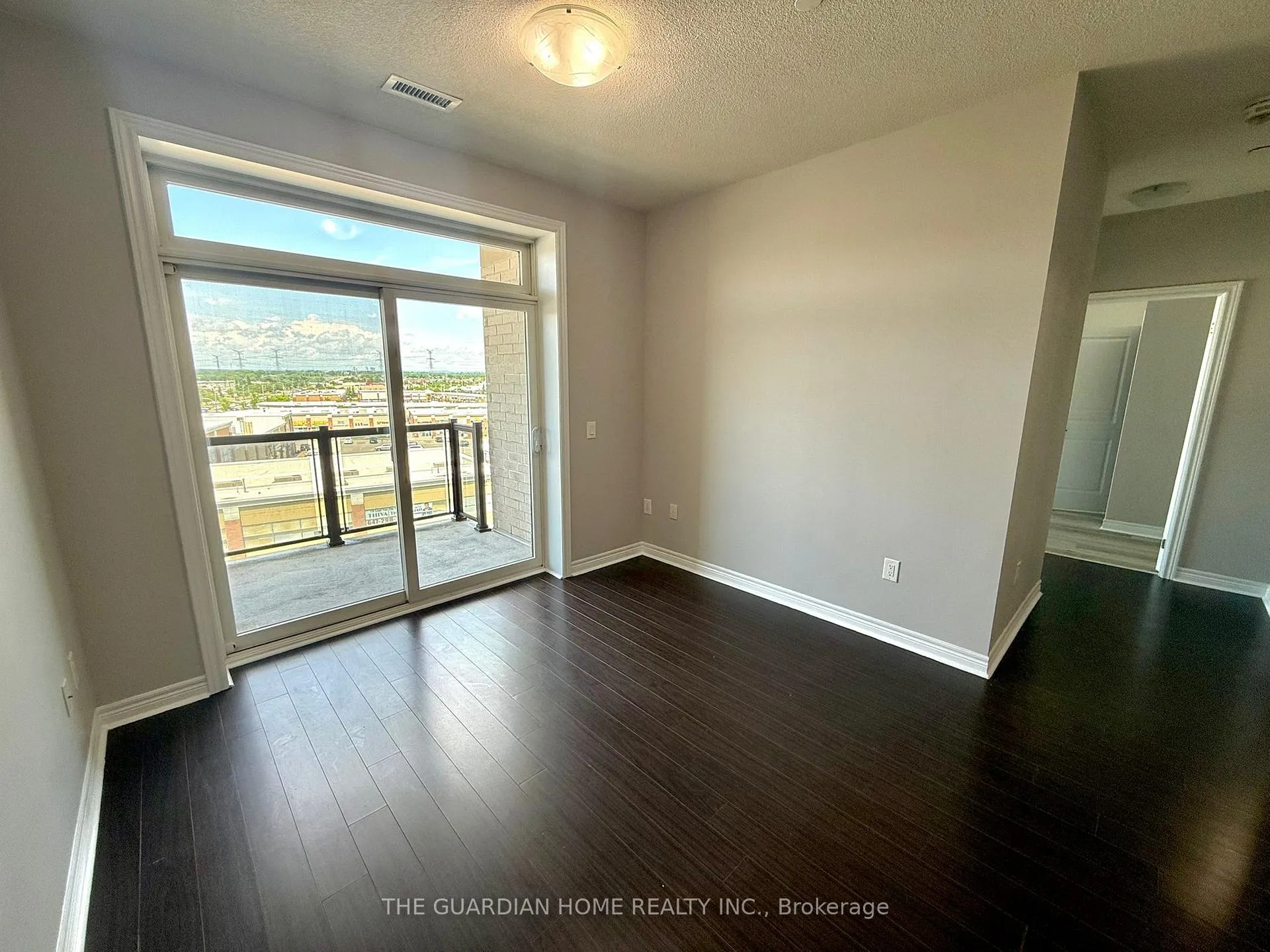 Photo 4 of Unit 631, 7325 Markham Road, Markham, Cedarwood — HOMEH