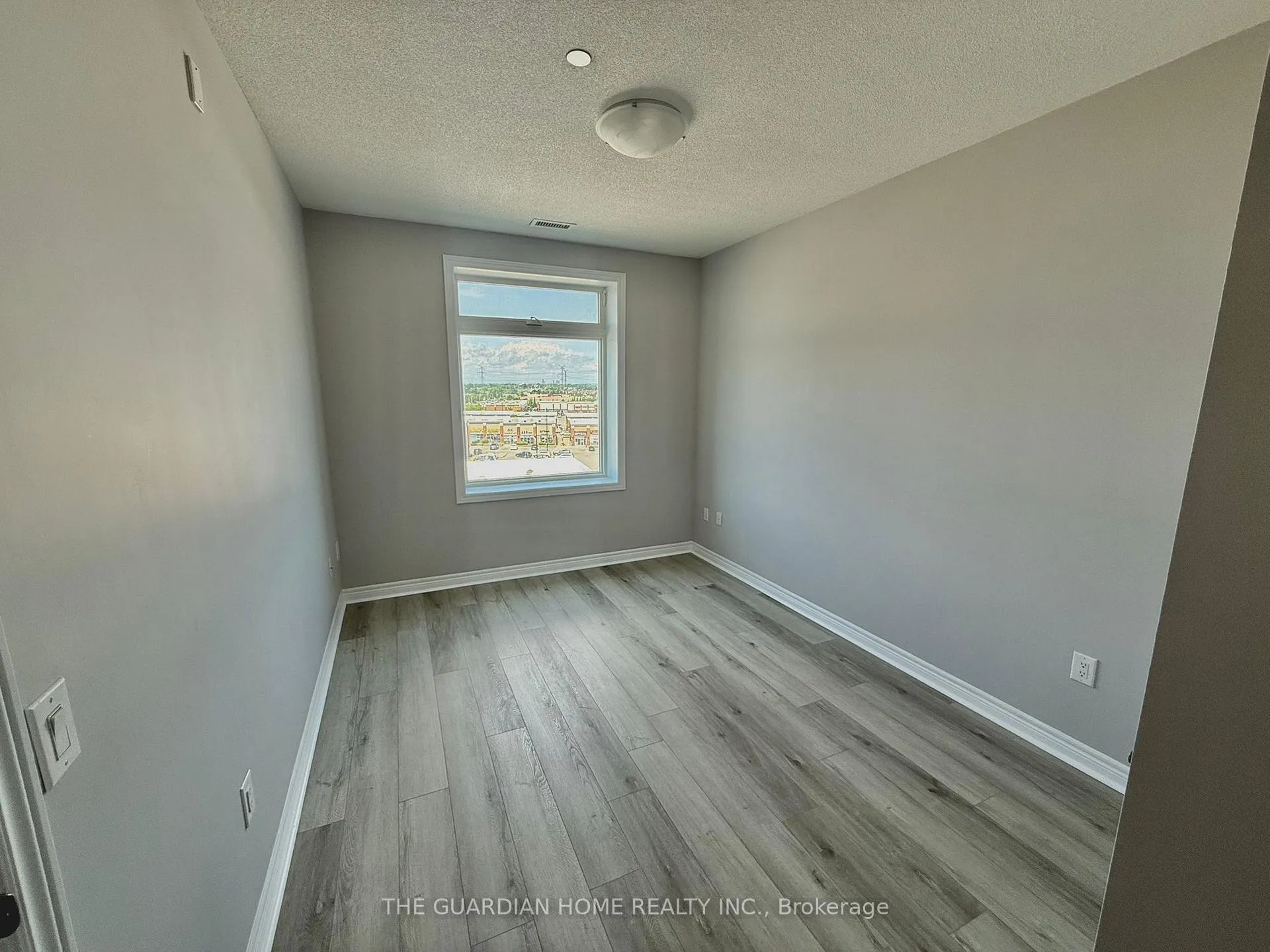 Photo 6 of Unit 631, 7325 Markham Road, Markham, Cedarwood — HOMEH