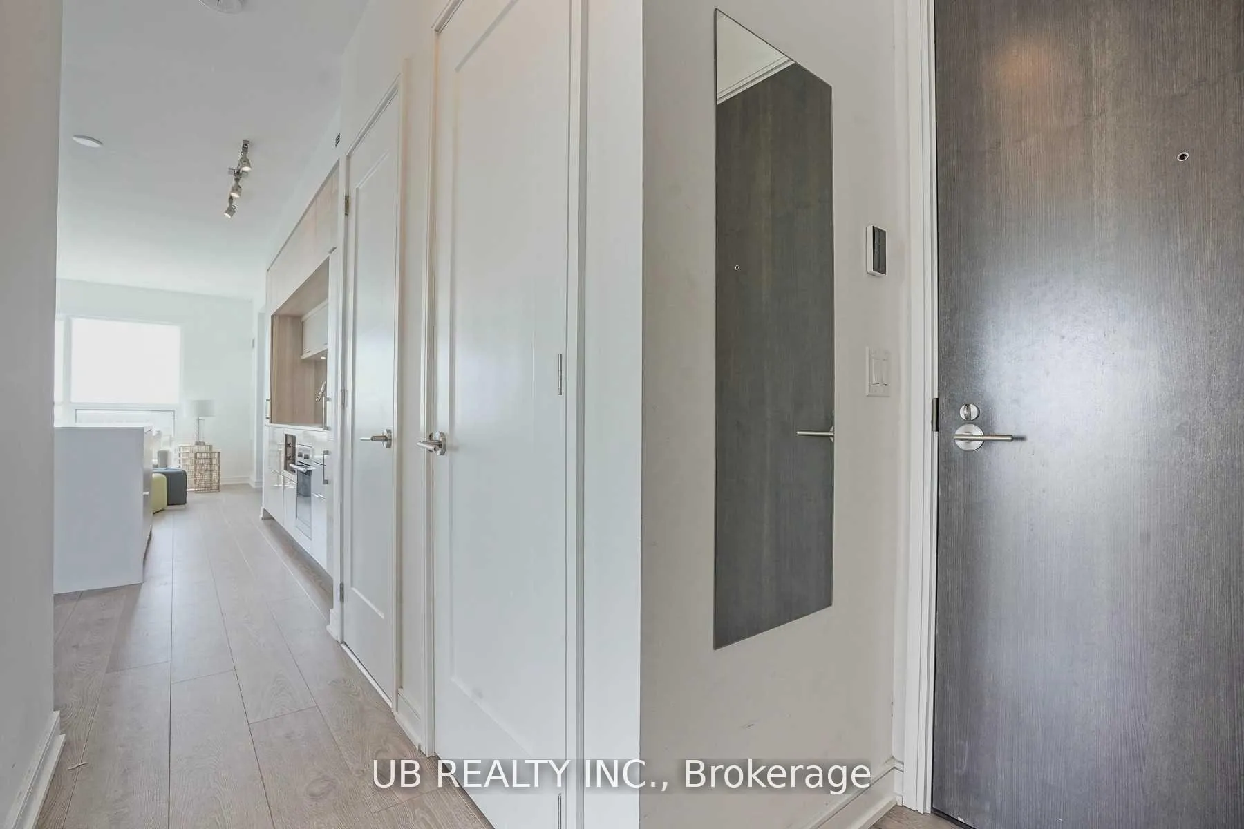 Photo 9 of Unit 3007, 88 Scott Street, Toronto, Church-Yonge Corridor — HOMEH