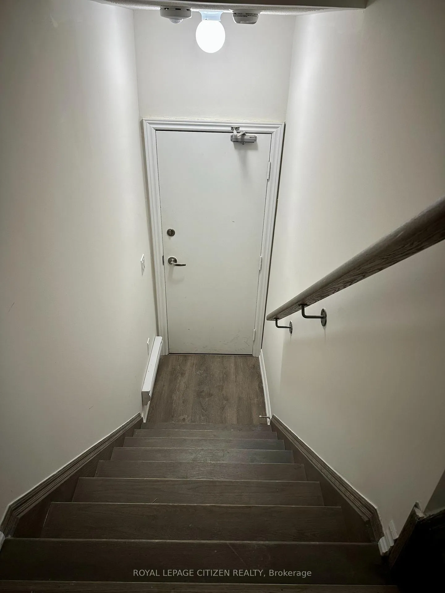 Photo 5 of 70 Halliford Place, Brampton, Brampton East — HOMEH